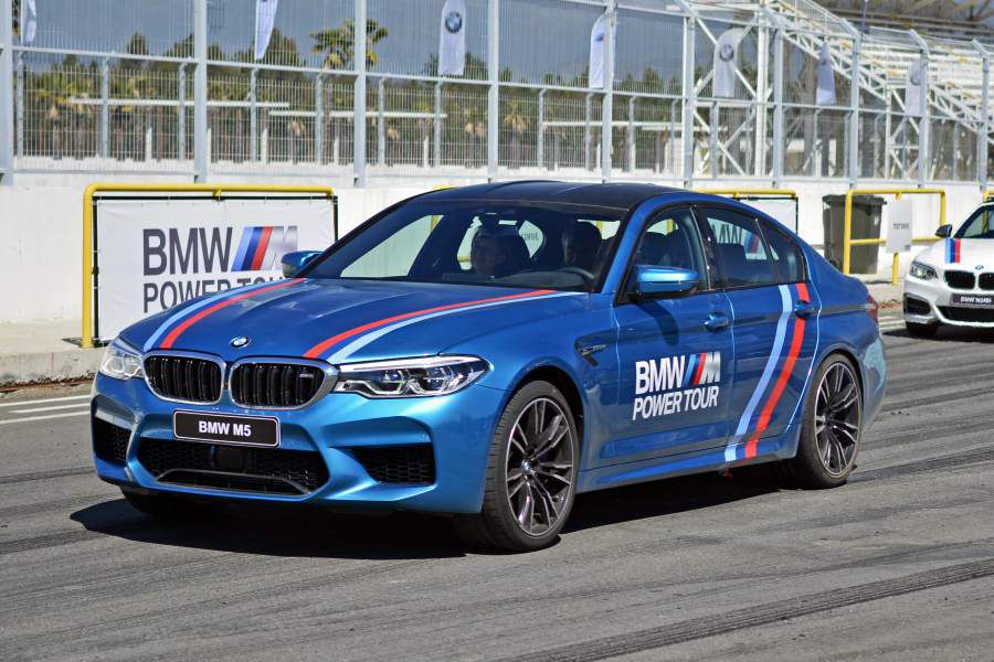 BMW-M5-1-900x600.jpg