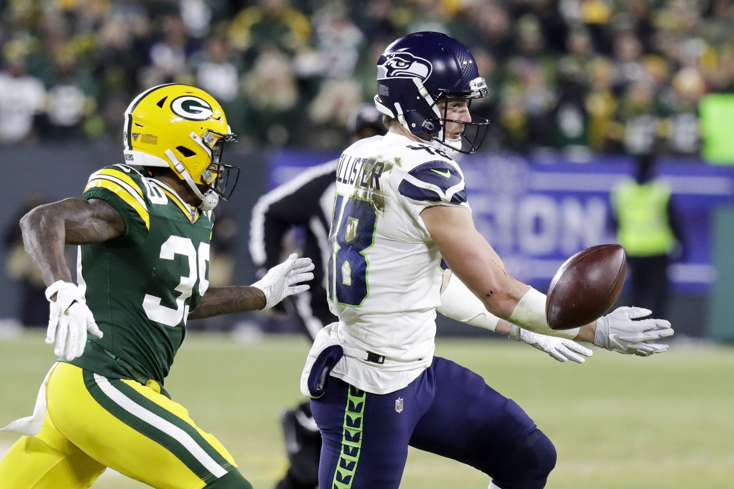 Packers advance to NFC title game by beating Seahawks, 28-23