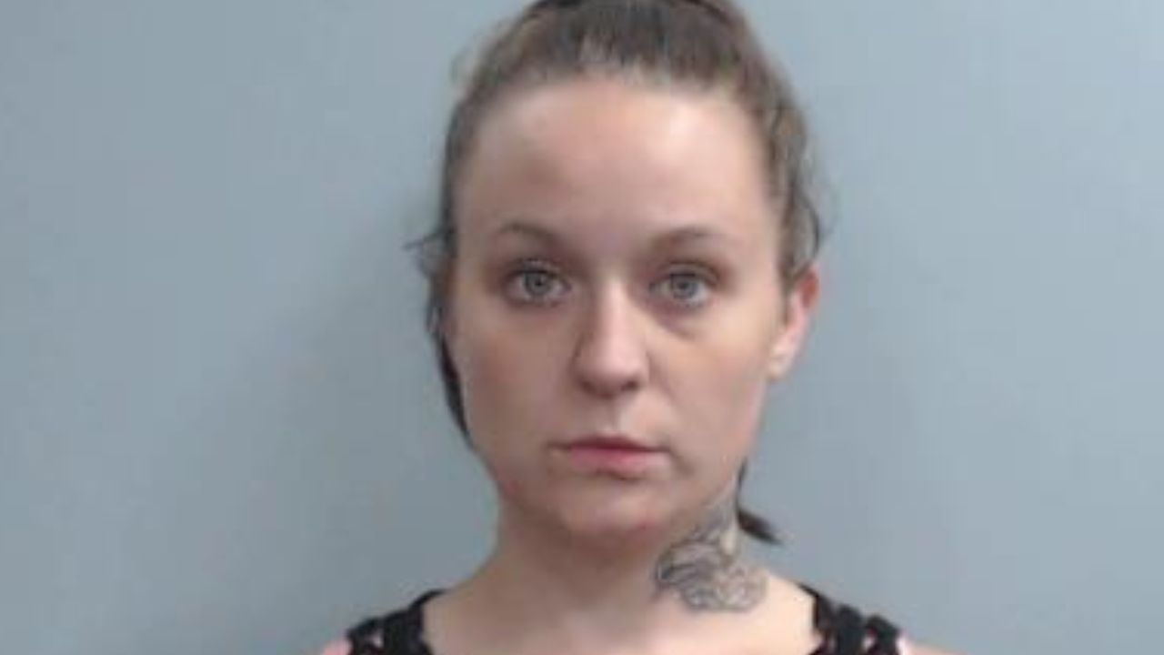 Lexington police: Knoxville woman forced a teenager into prostitution