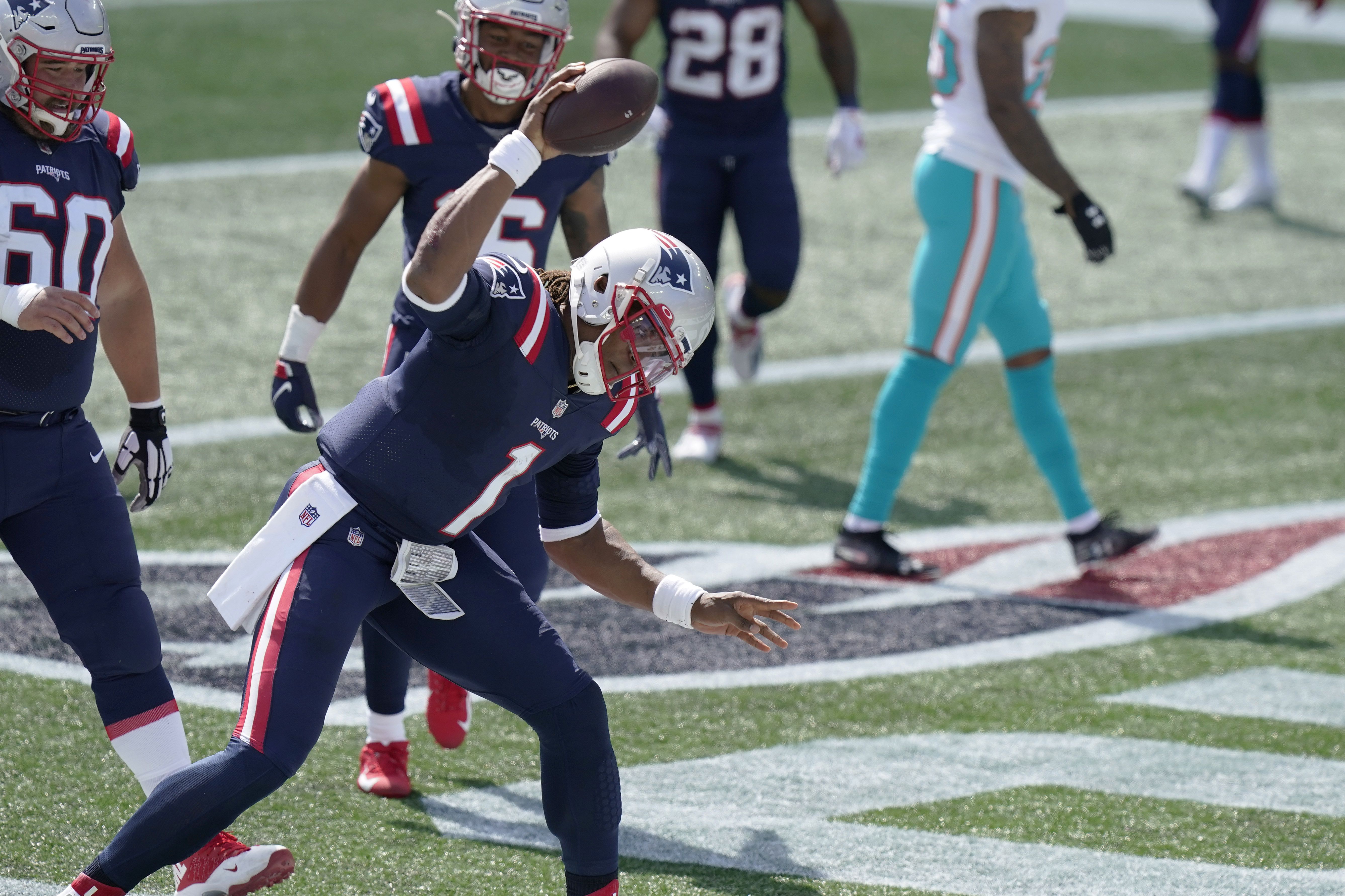 Cam Newton runs through Miami Dolphins in his Patriots debut (5 up