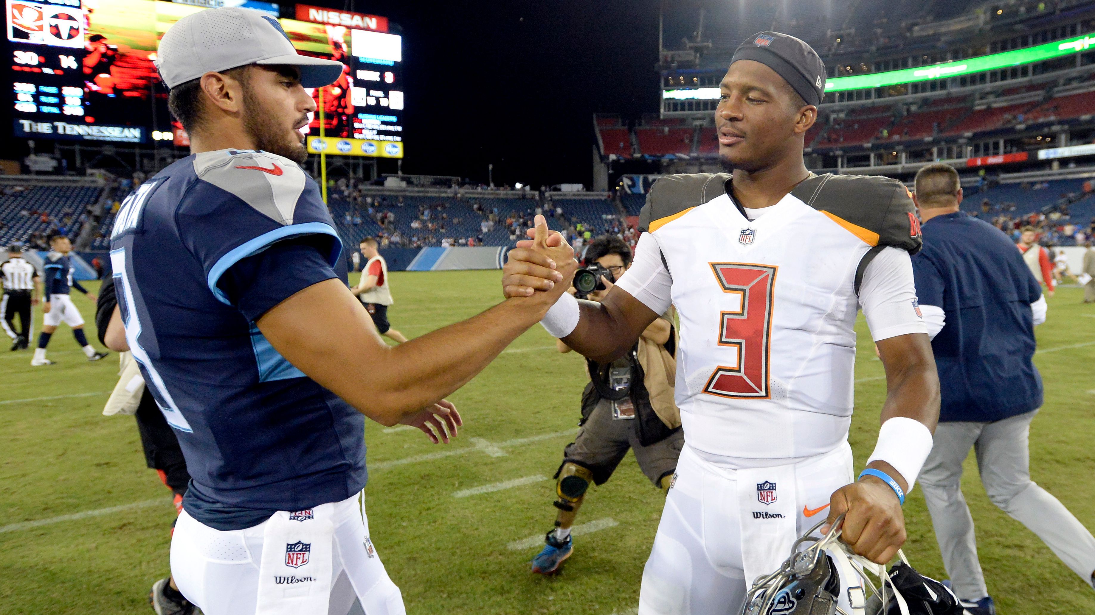 Mariota throws 4 TDs, outduels Winston, Titans beat Bucs