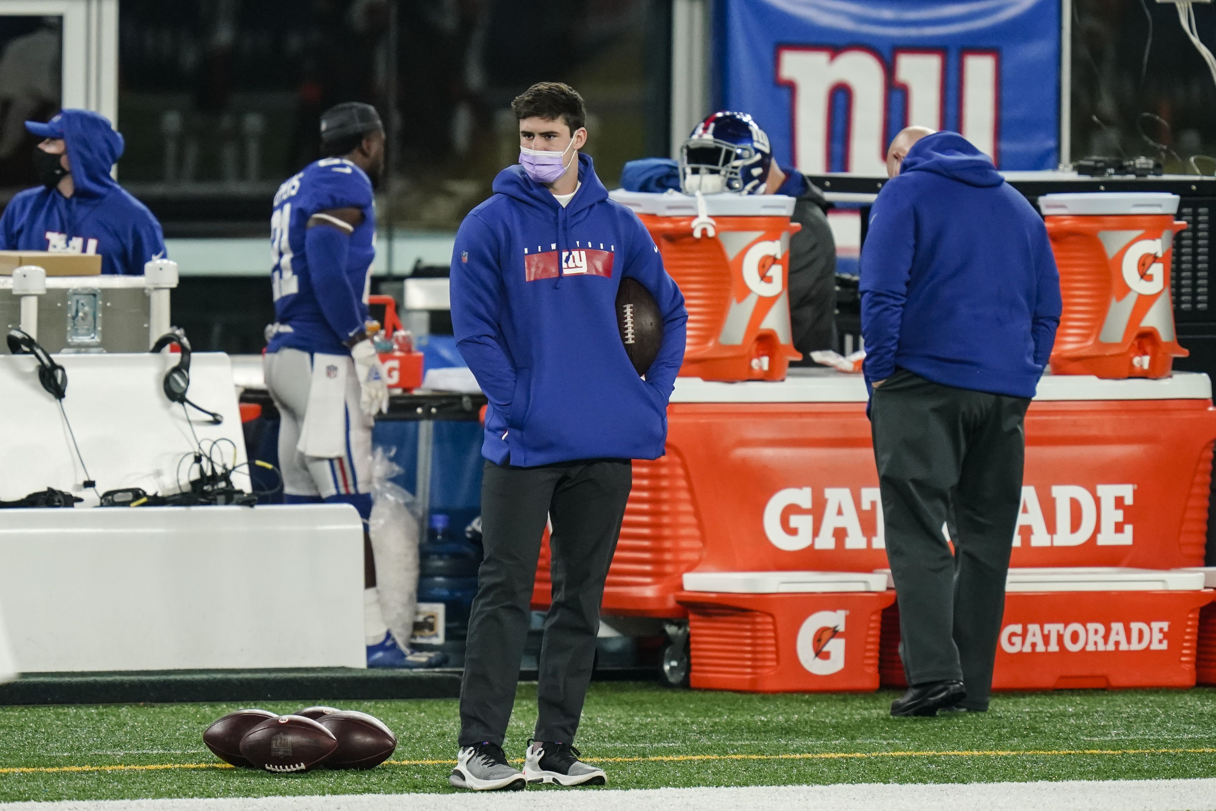 Giants quarterback Daniel Jones could be back in action Sunday against  Ravens - The Boston Globe