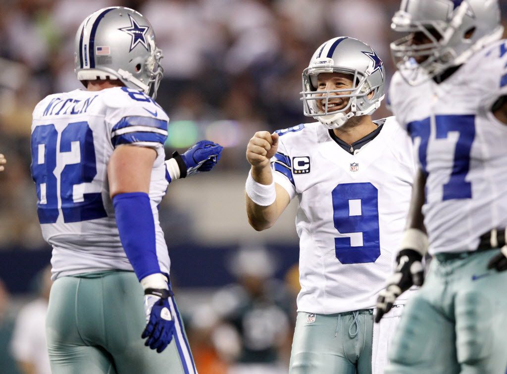 Dallas QB Romo (Jessica Simpson's new beau) gets back to business