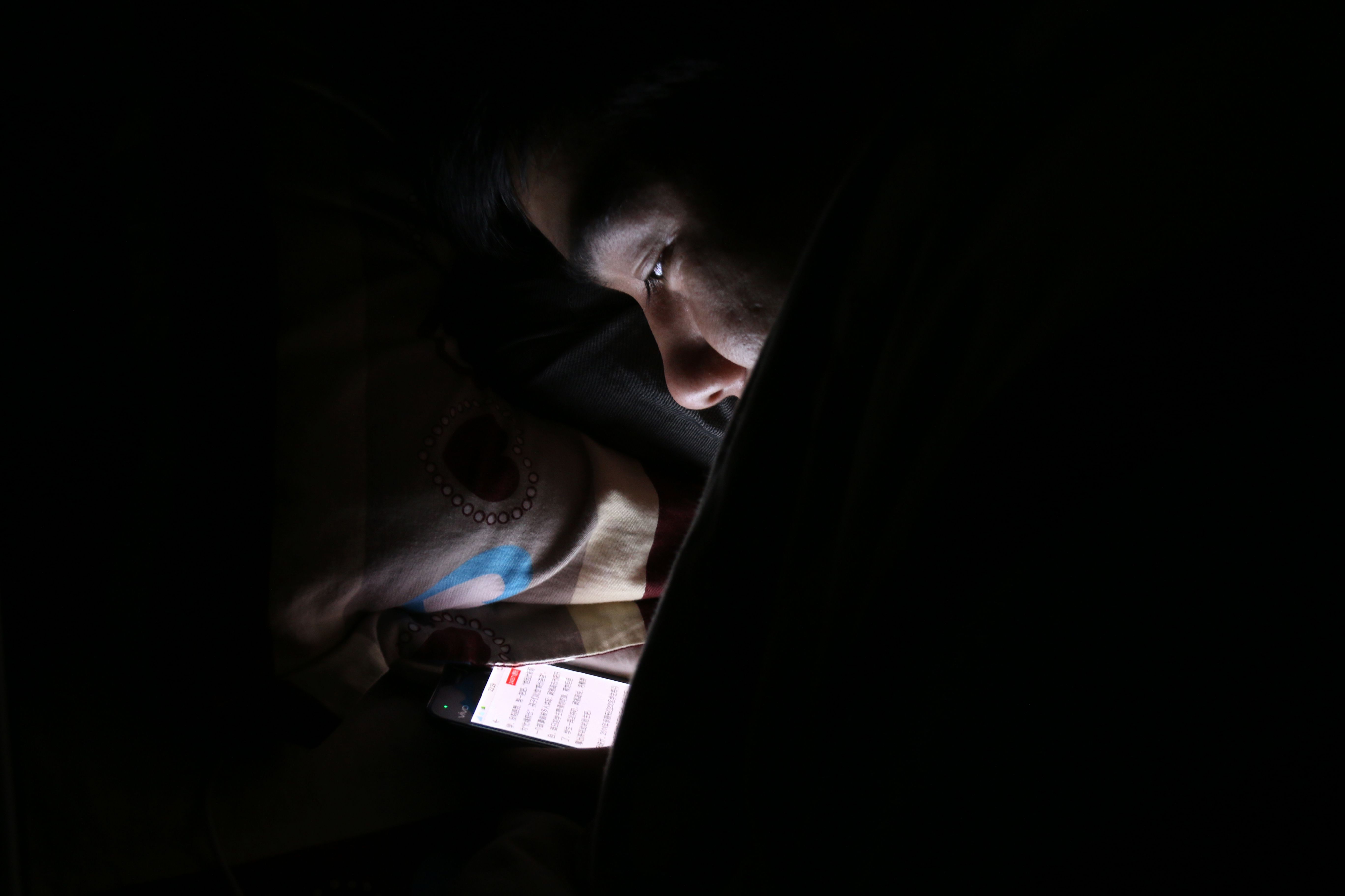 Smartphones are hurting our sleep