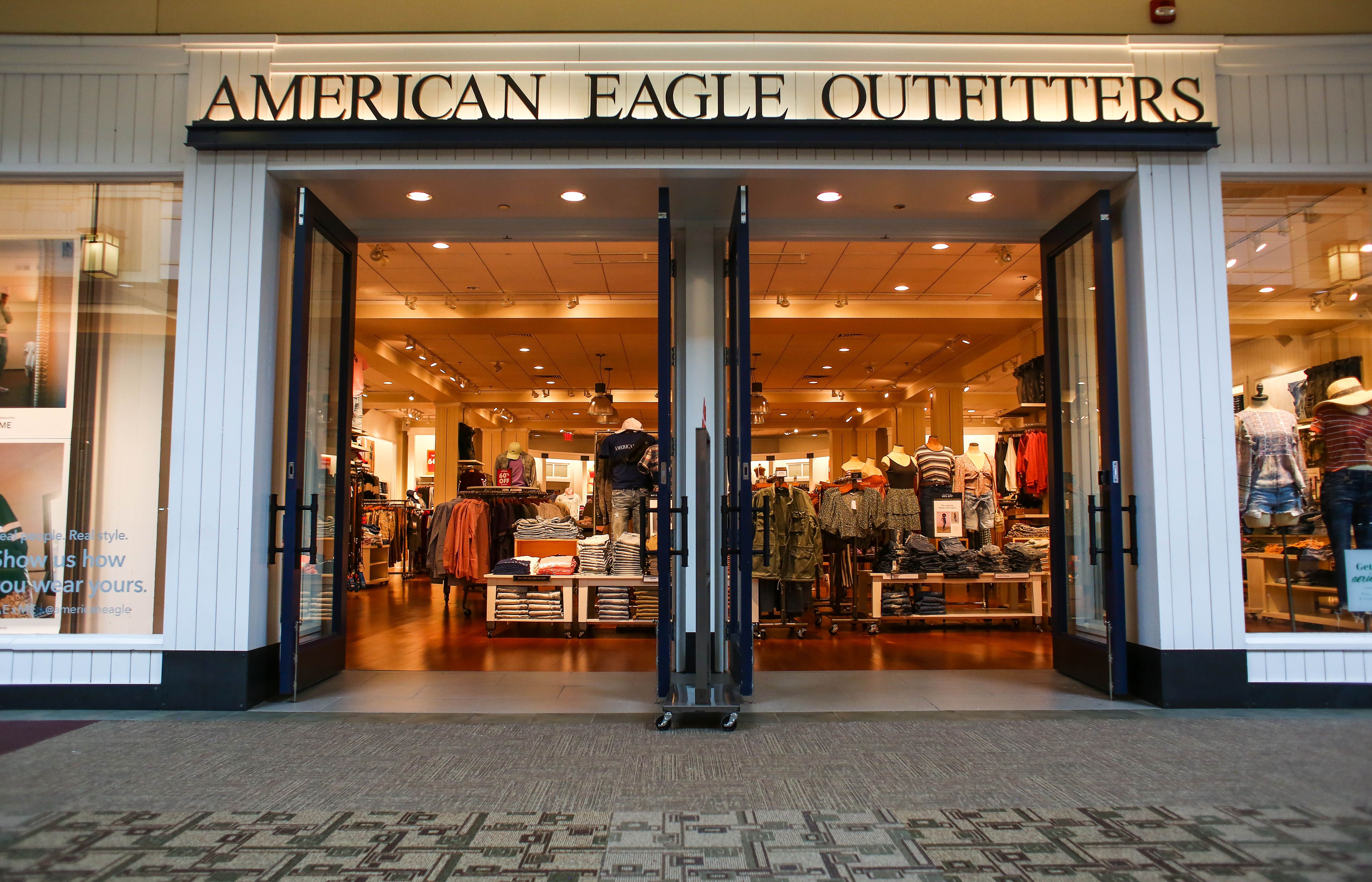 American Eagle Outfitters Employee Discount