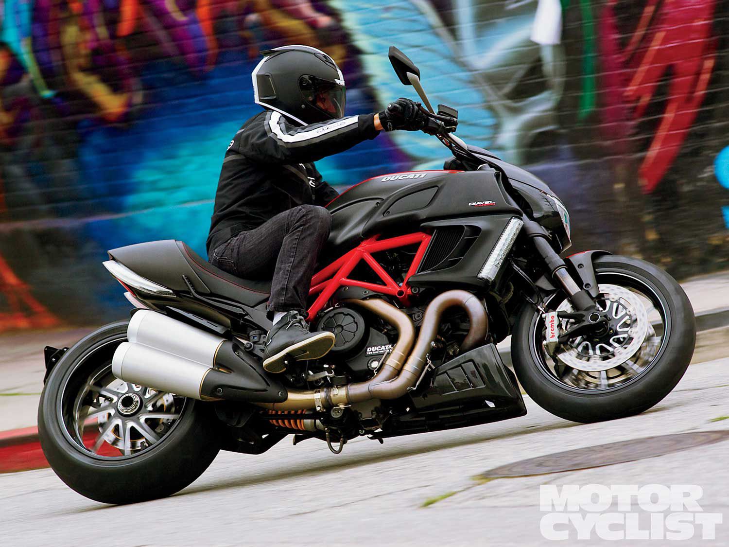 XDIAVEL Cruiser