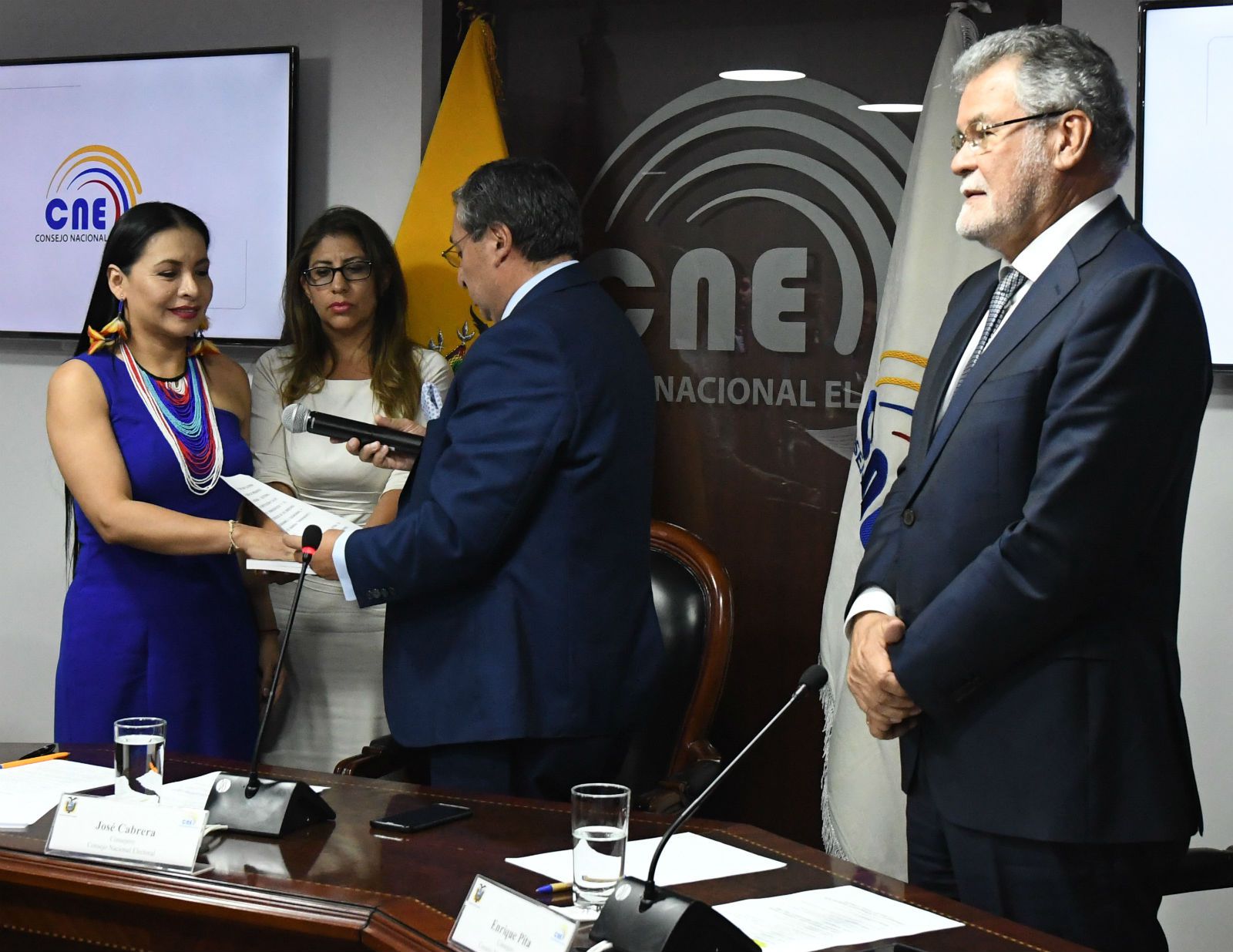 Diana Atamaint Nueva Presidenta Del Consejo Nacional Electoral Con