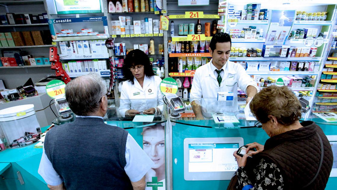 ancianos farmacia