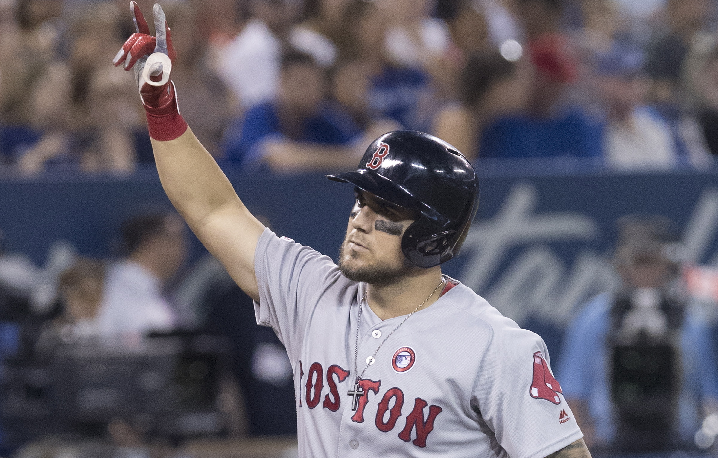 Michael Chavis, Red Sox top prospect, sends balloons from atop Green  Monster to 'Mamma Furr' who fought cancer, lung issues 
