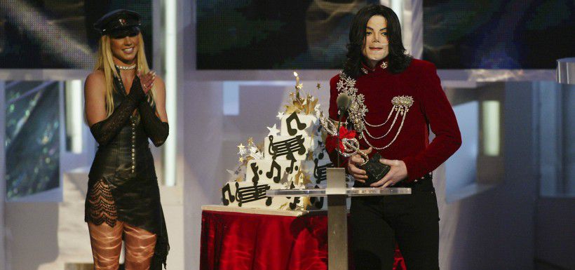 MichaelJackson_2002-MTV-VMA-Show_Vettri.Net-01.jpg