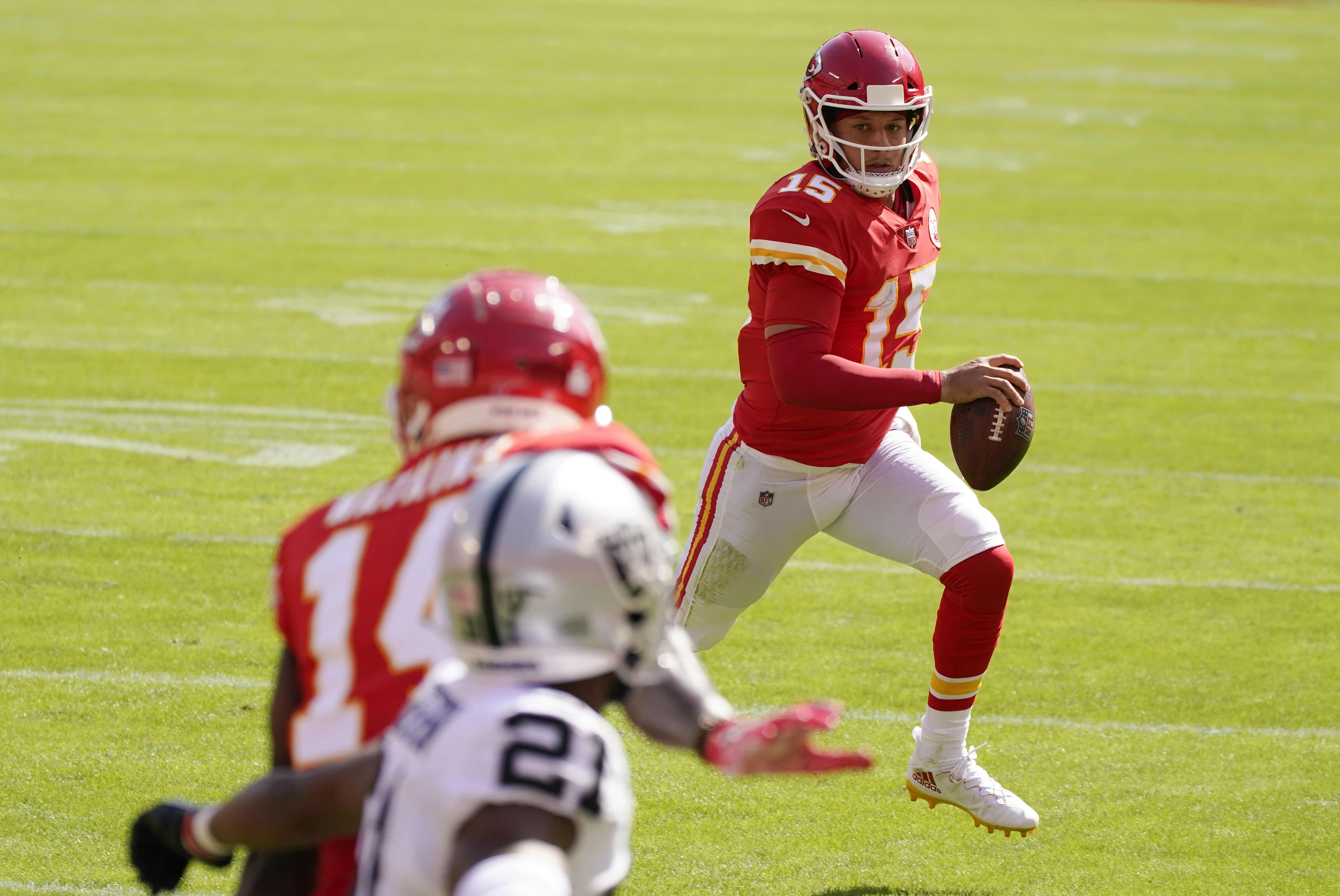 Buffalo Bills Rooting For ? Patrick Mahomes 'Good' Injury