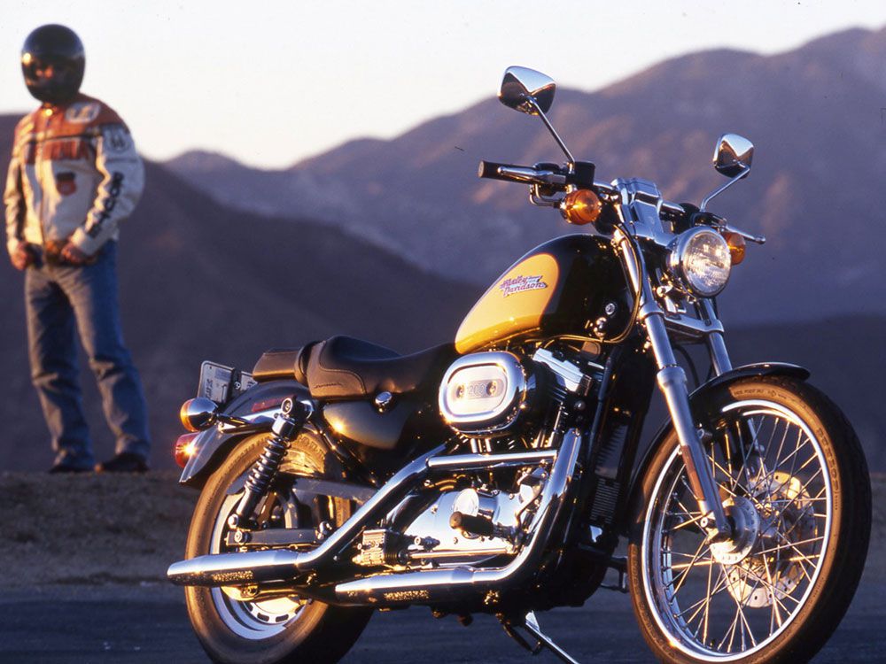 Why the 2000 Harley-Davidson XL1200C Sportster Custom Was The Best Sporty  Ever