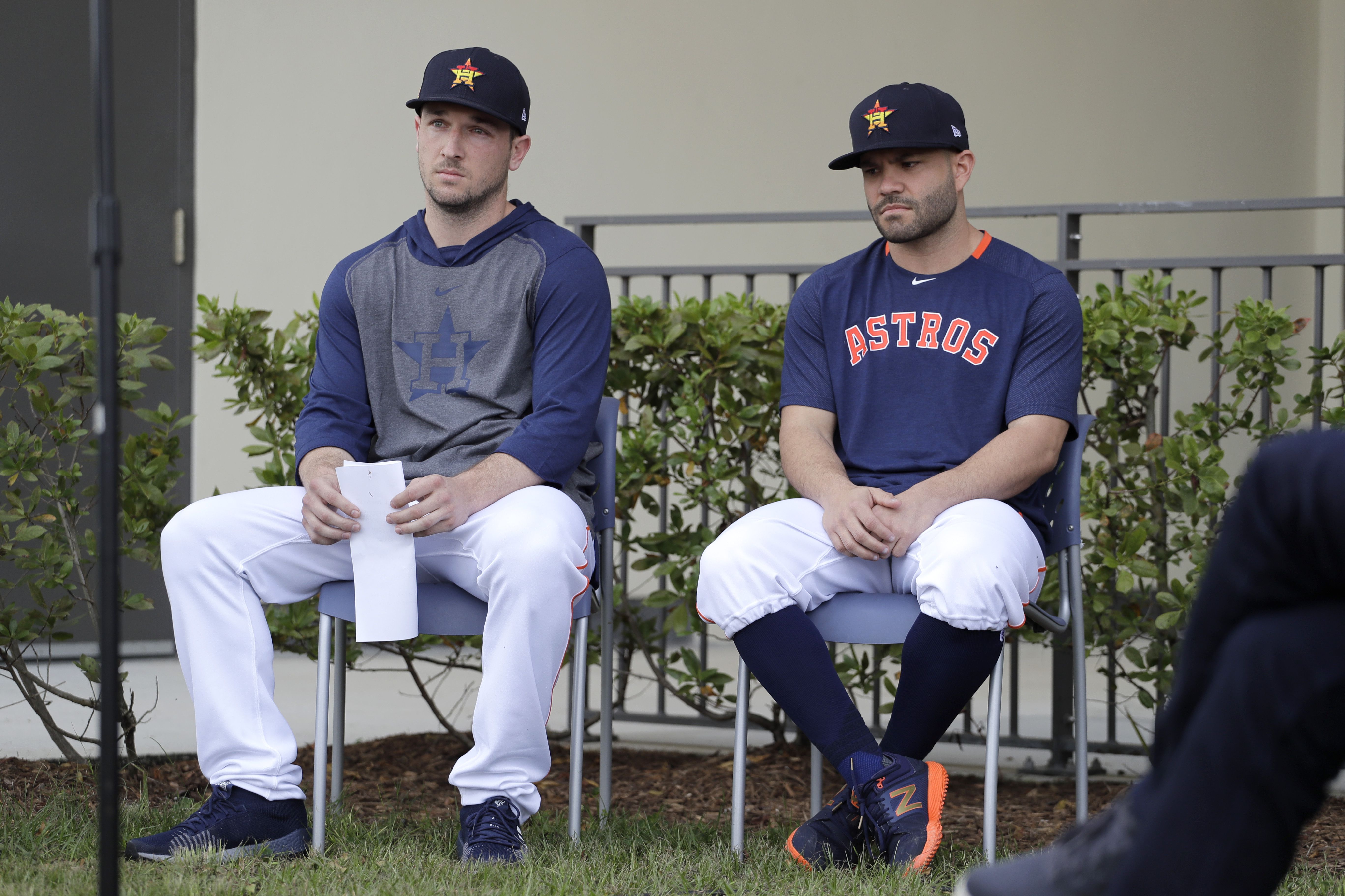 I regret to inform you that the Astros lost this fan fight badly