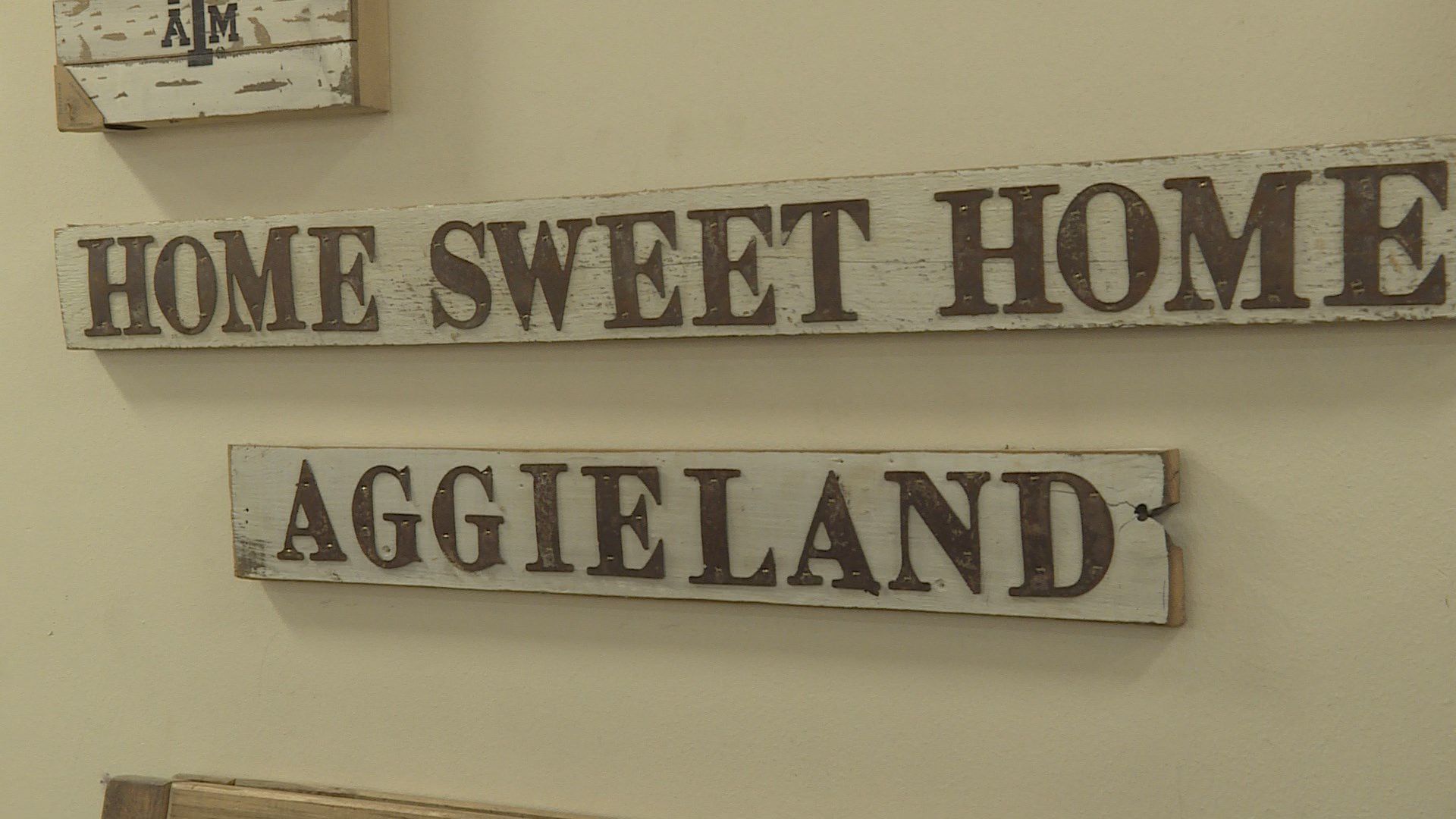 Home And Gifts -> Christmas - Aggieland Outfitters