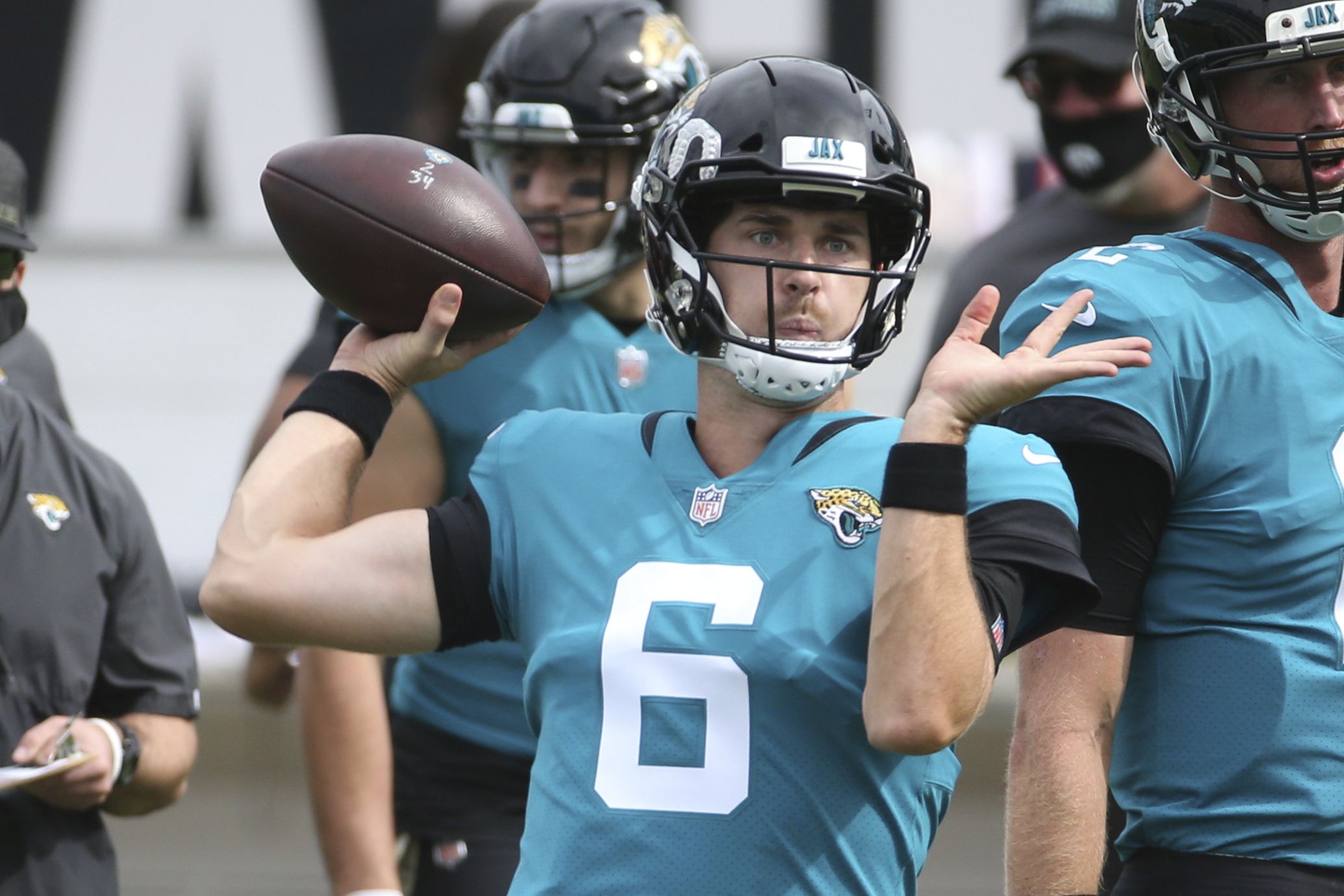 Watch: Former Oregon State star Jake Luton throws a touchdown pass