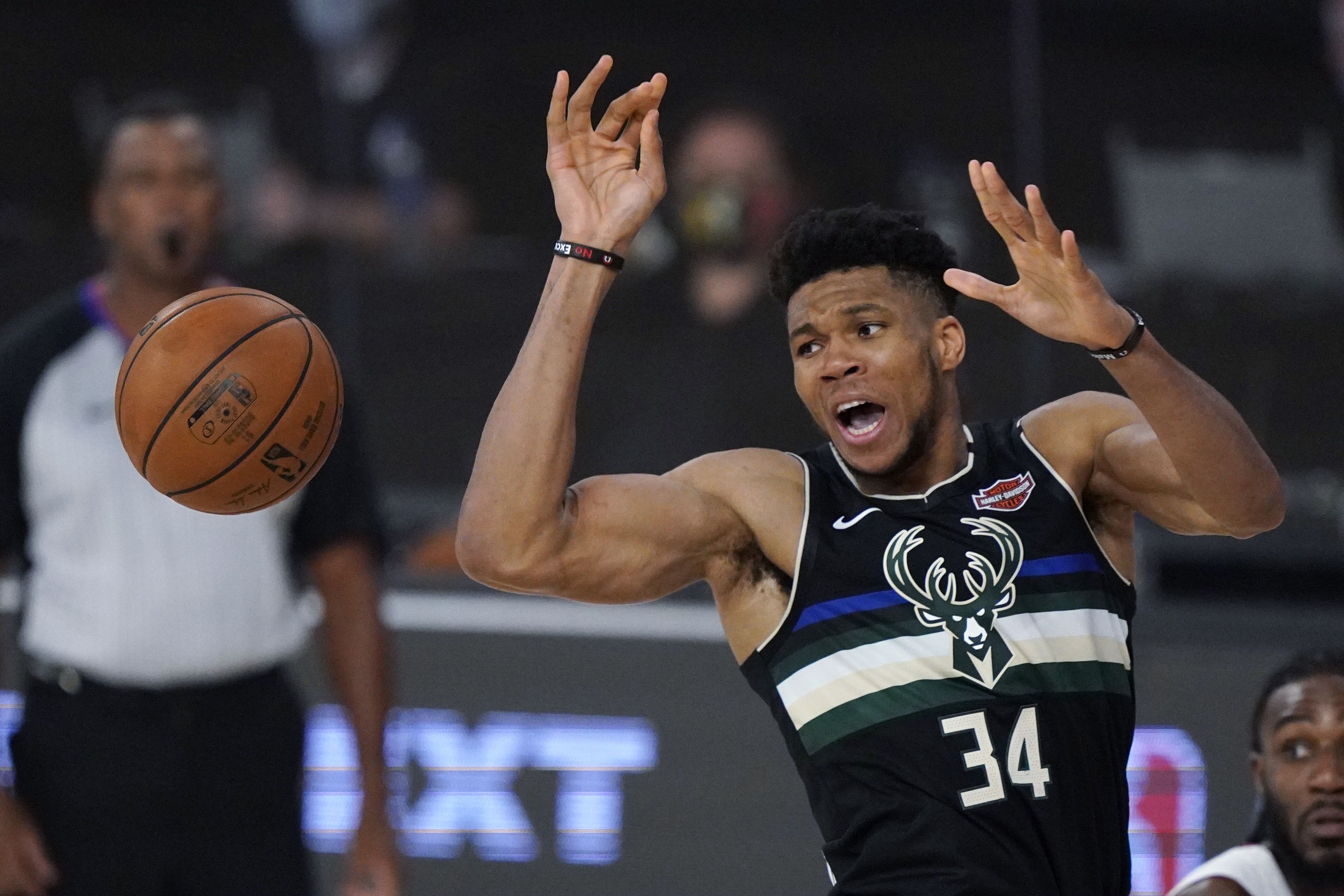 Thanasis Antetokounmpo re-signs with Bucks on reported 2-year deal