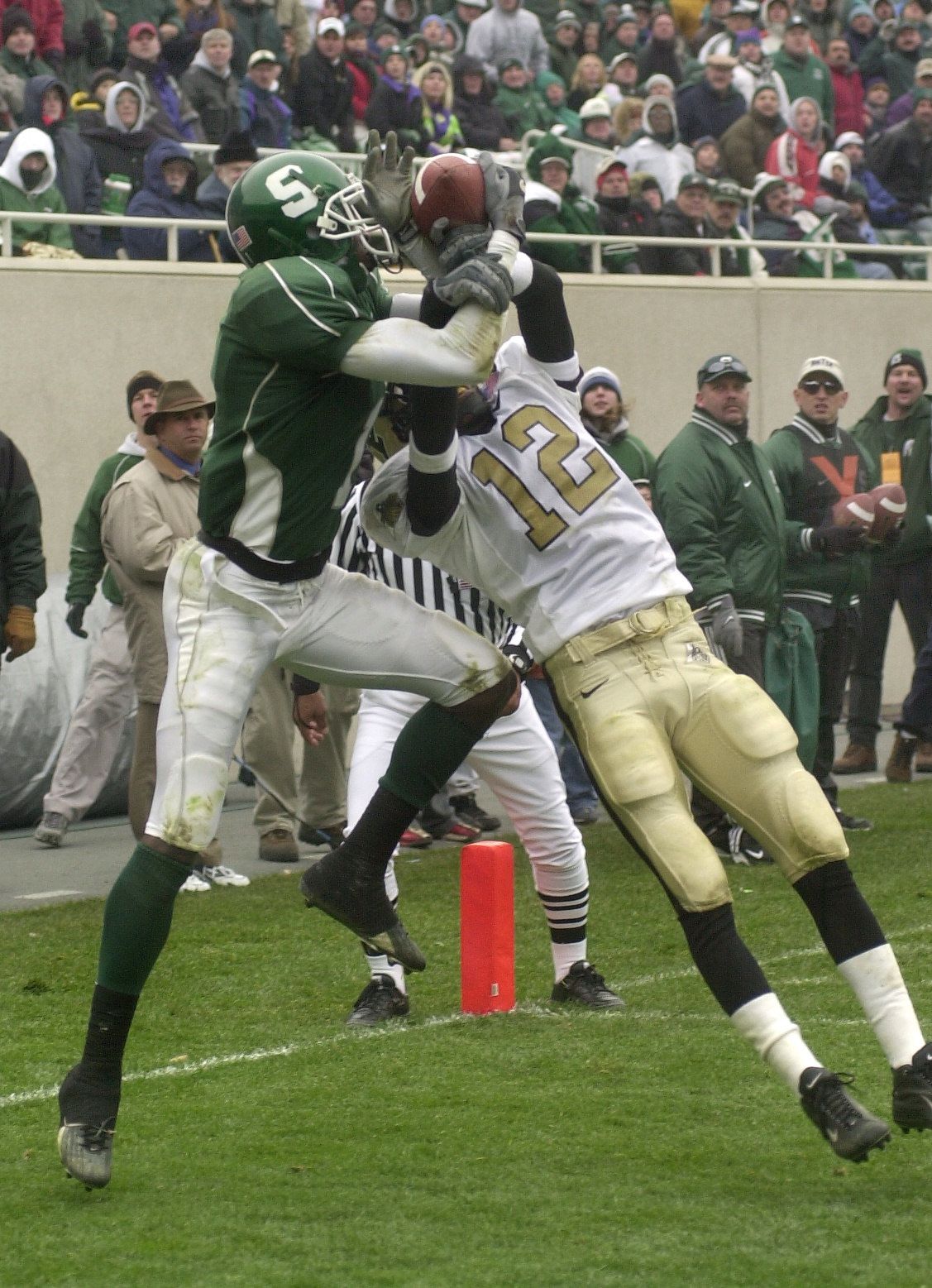 Charles Rogers, former Michigan State, Detroit Lions star, dies