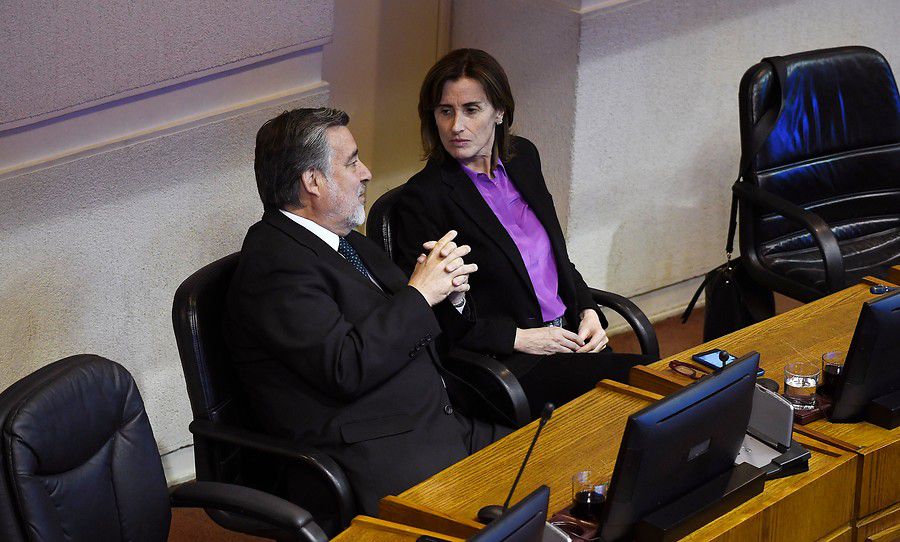 Alejandro Guillier y Marcela Cubillos