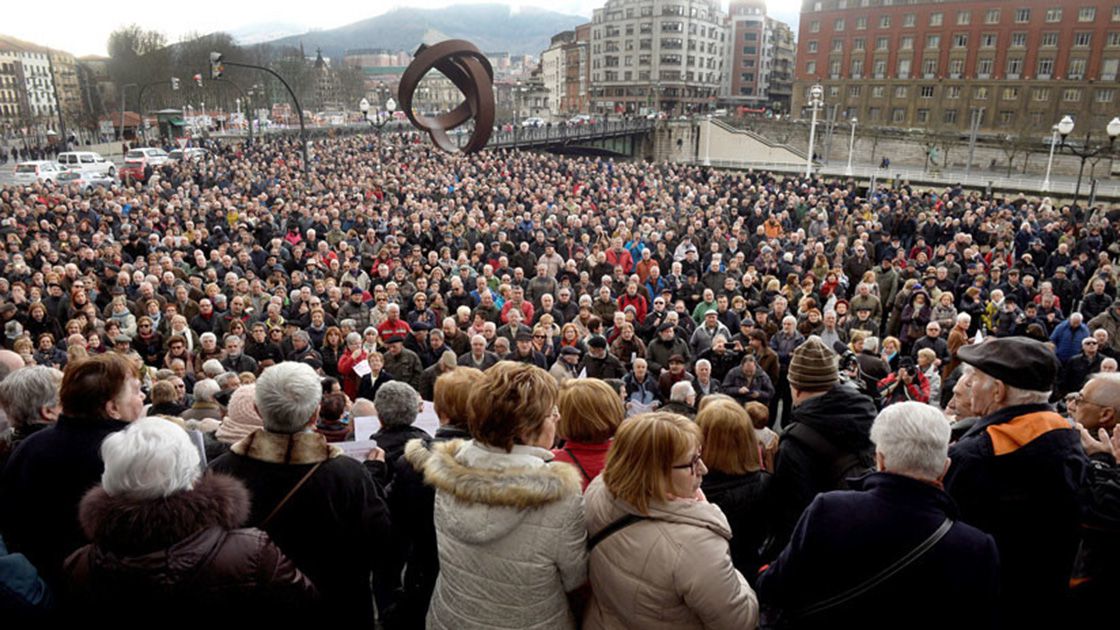 jubilados viejos españa pensiones reuters