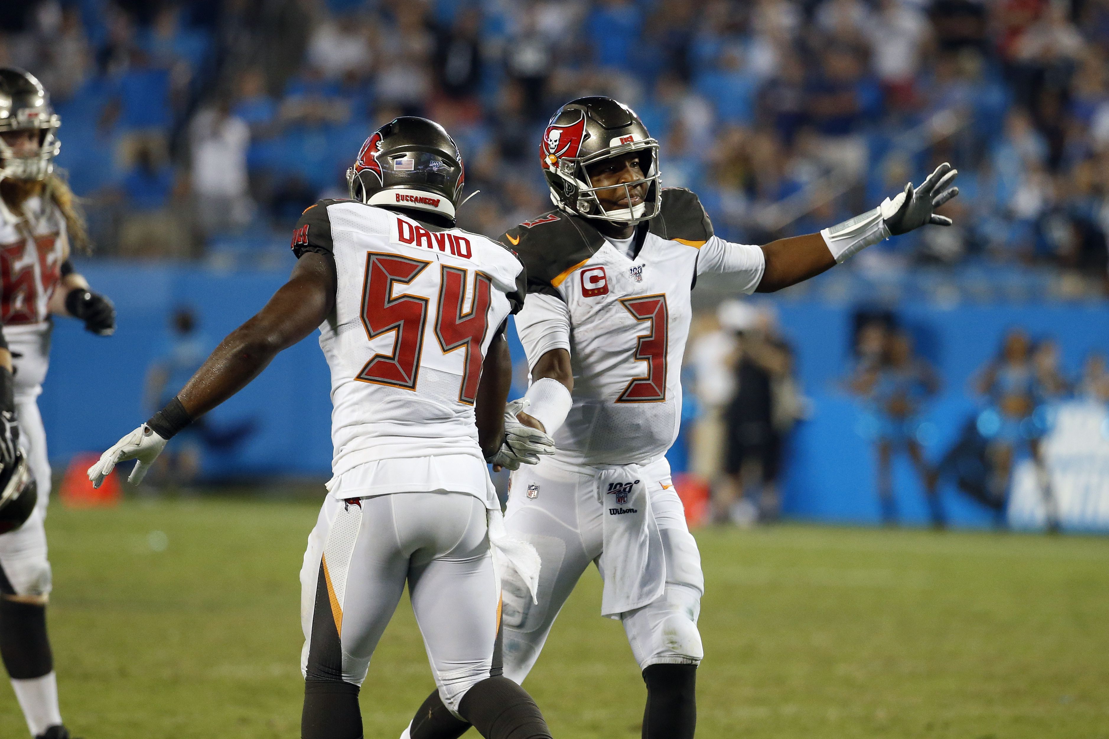 Report: Buccaneers to Retain LB Lavonte David on One-Year Deal