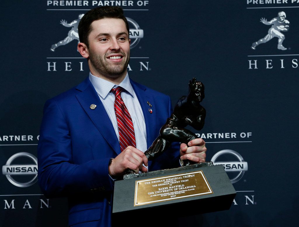 Baker Mayfield's Heisman statue unveiled at Oklahoma spring game