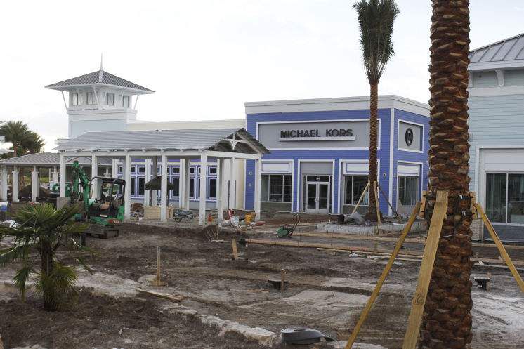 Fossil tampa 2025 premium outlets