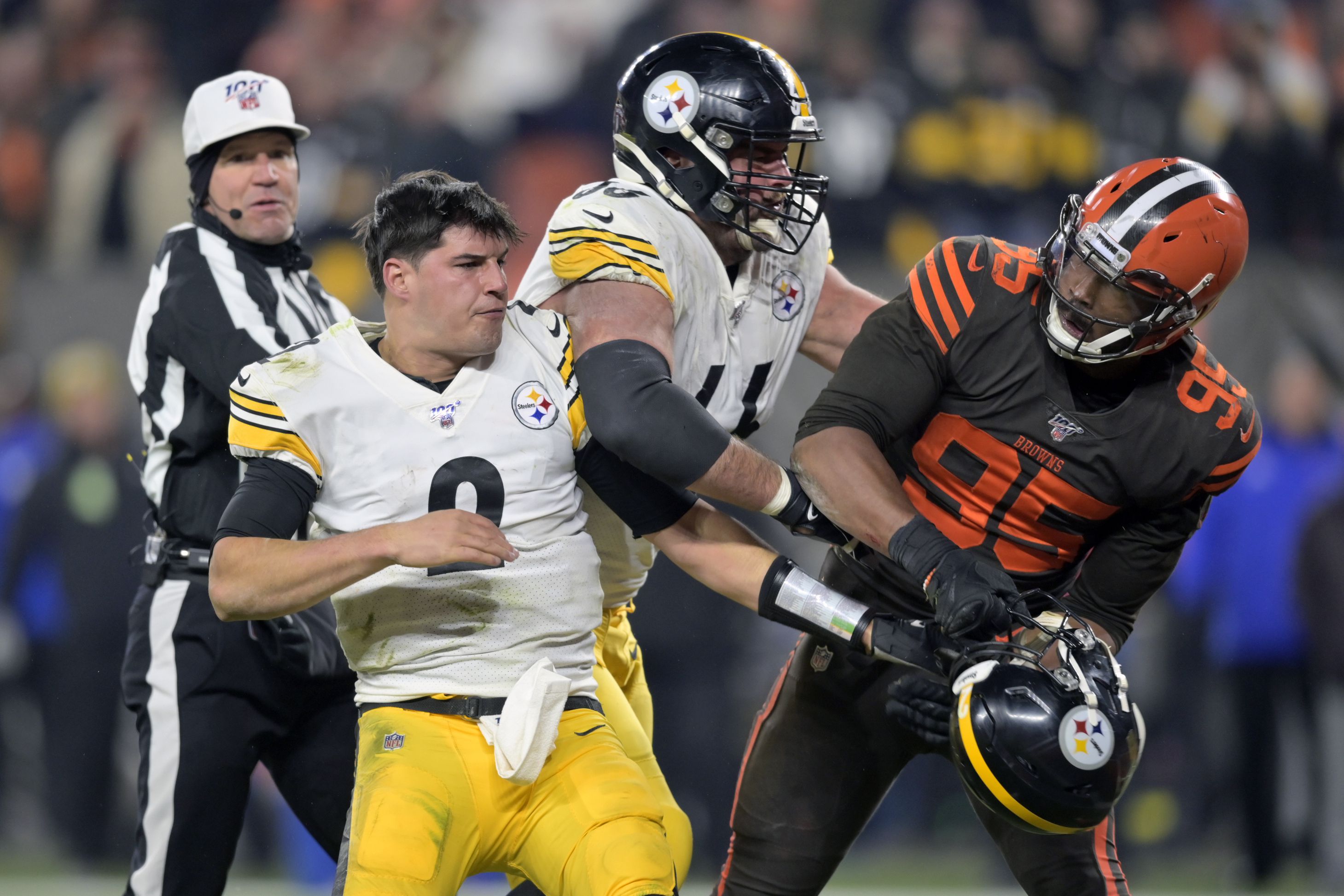 Patrick Mahomes, JJ Watt React to Myles Garrett Mason Rudolph Helmet Hit