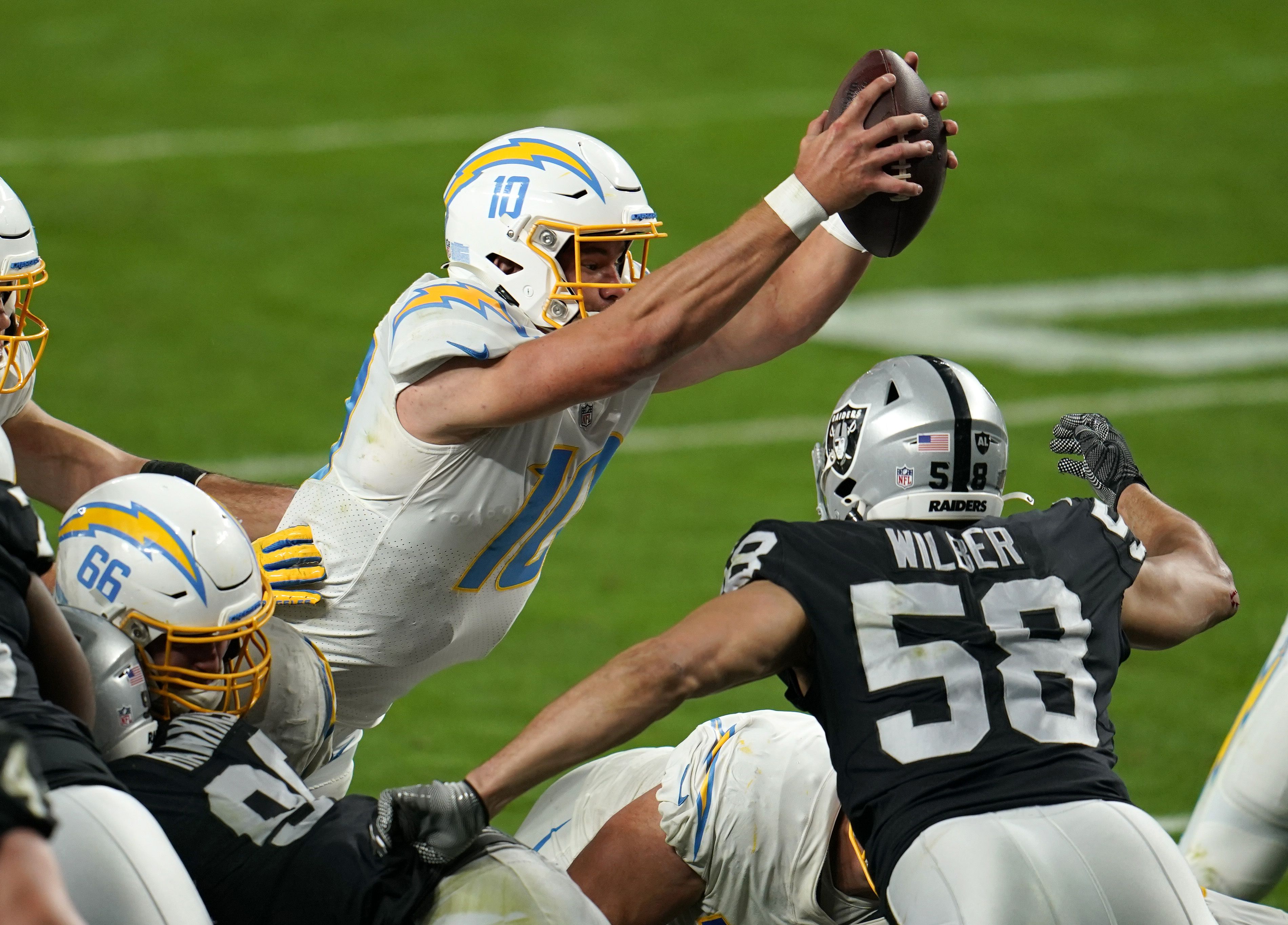 Thursday Night Football: Raiders down Chargers in overtime on