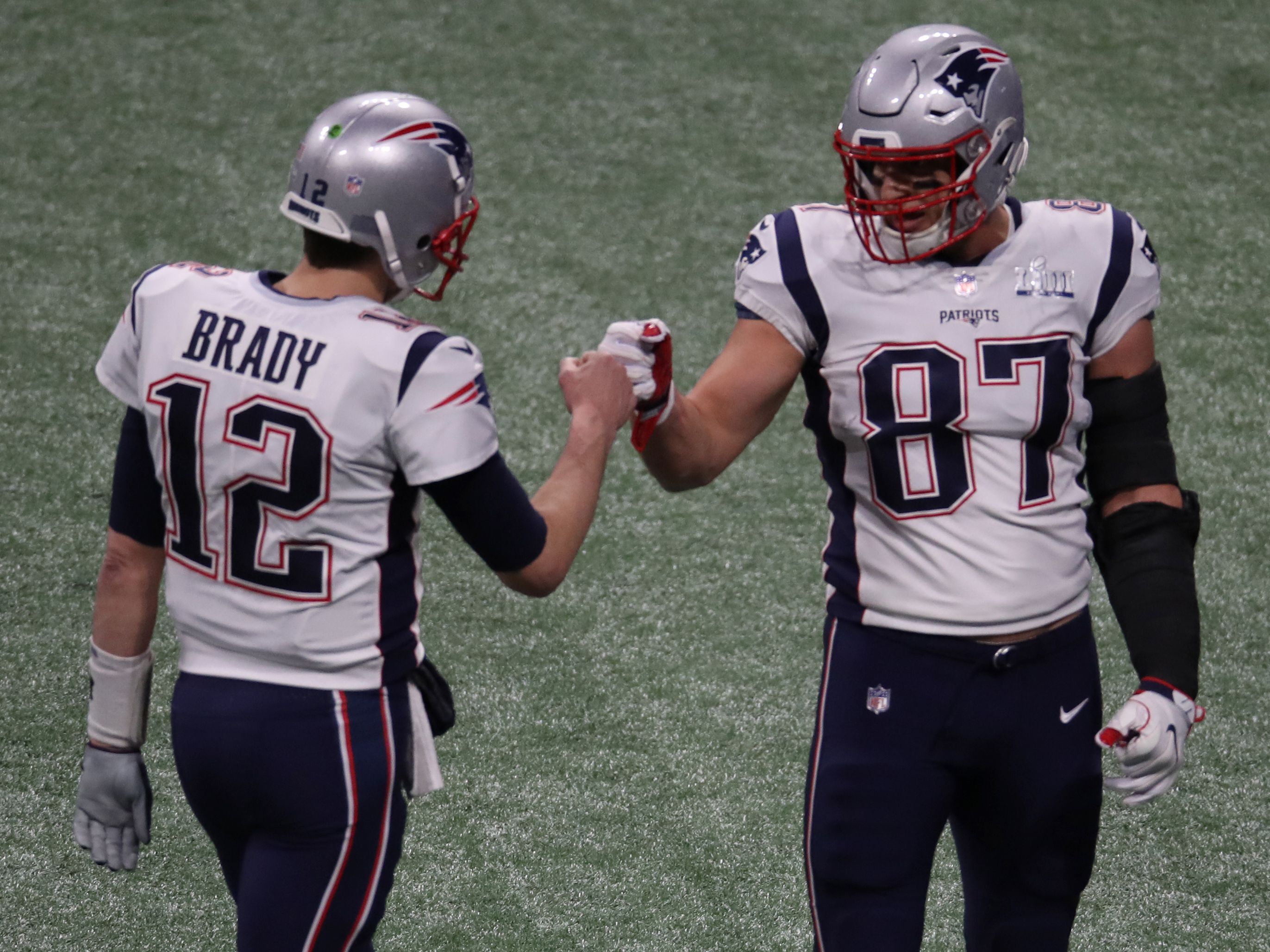 Tom Brady, Patriots show their support for Bruins - The Boston Globe