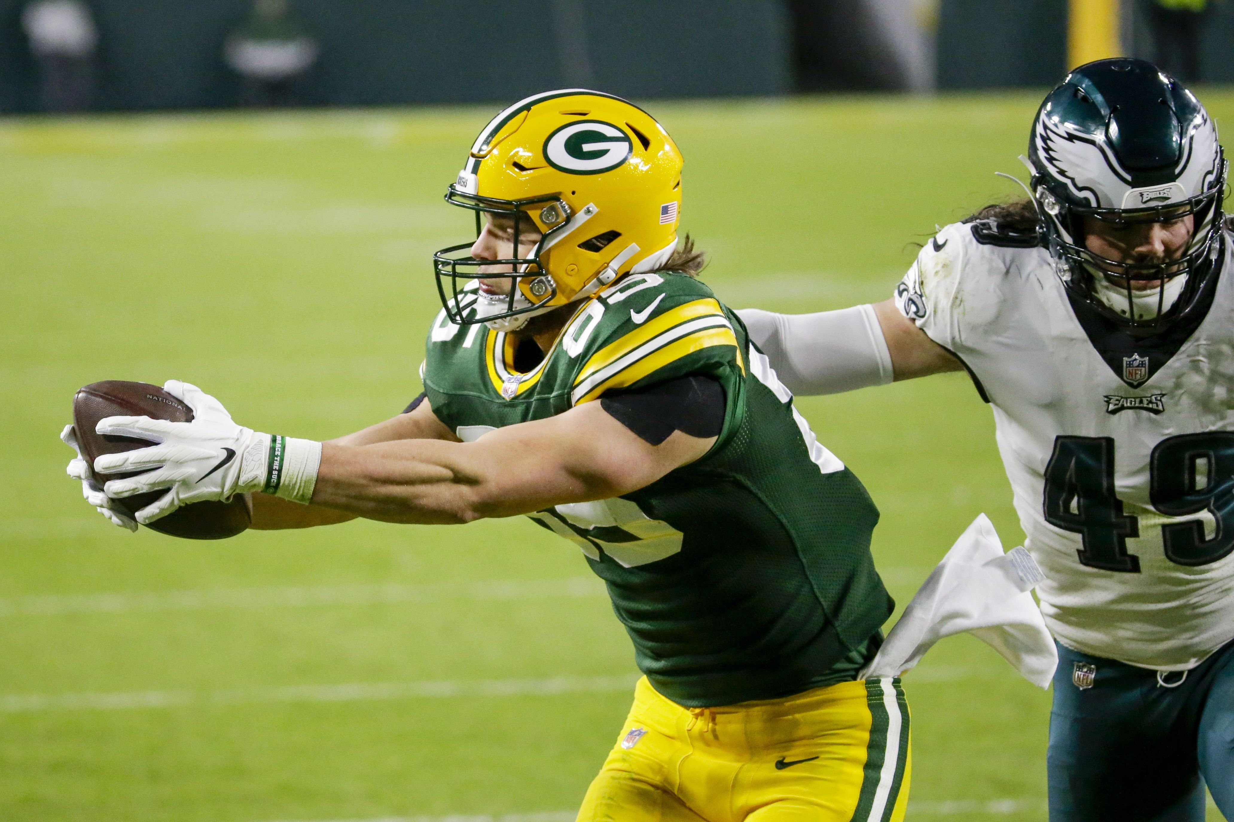 Packers withstand late rally to outlast Eagles 30-16