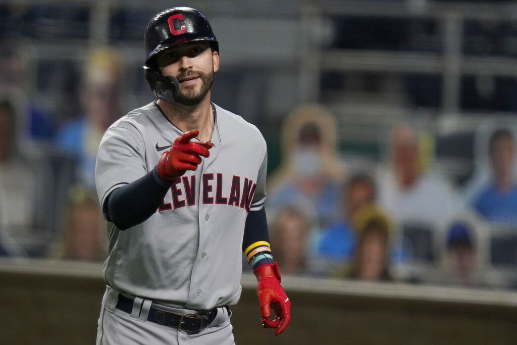 Cleveland Indians and Tyler Naquin part ways; right-hander Nick