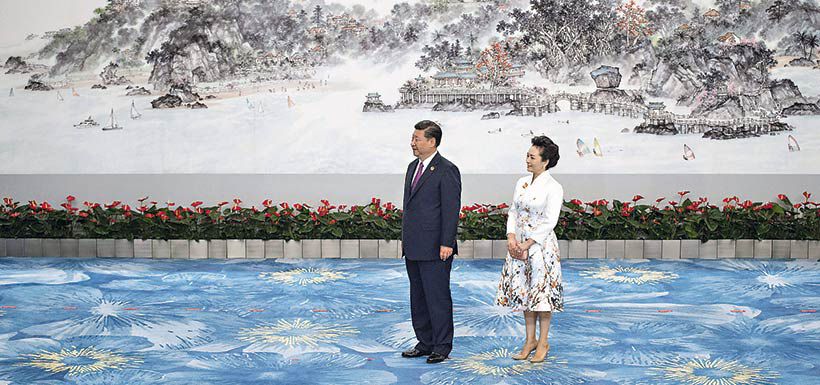 chinese-president-xi-jinping-and-his-wife-p-38952295