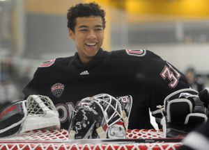 Swayman captures World Junior bronze with US hockey team - Anchorage Daily  News