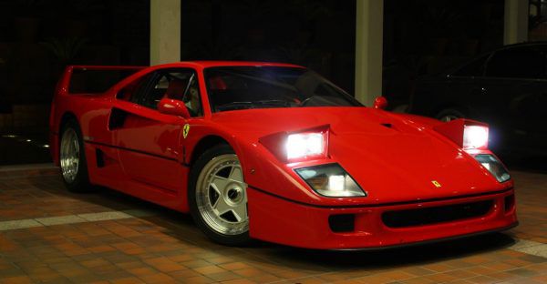 ferrari-f40-c110716112017182131_1-600x312.jpg