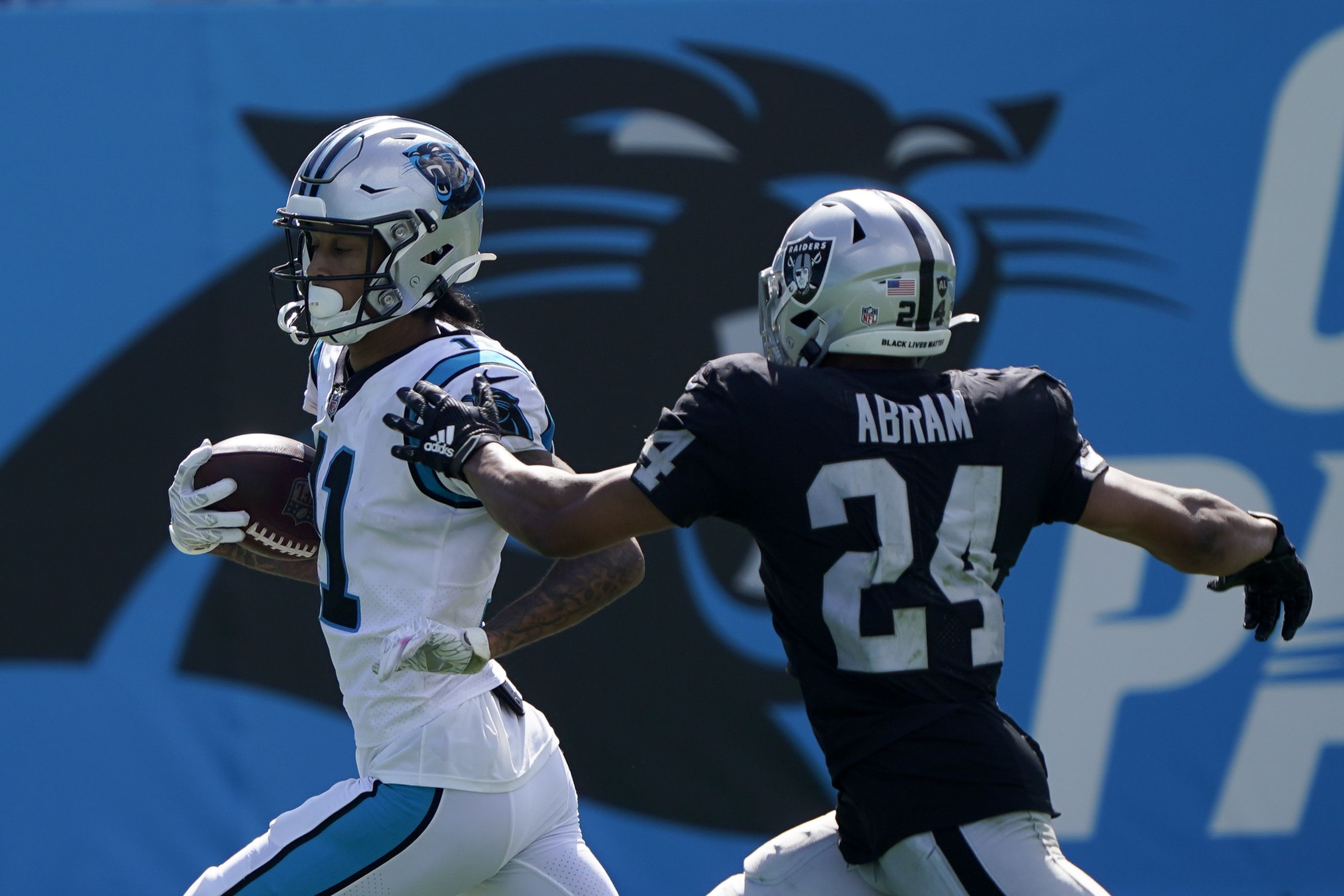 Charlotte, North Carolina, USA. 8th Sep, 2019. Carolina Panthers fullback  Alex Armah (40) scores a touchdown at Bank of America Stadium in Charlotte,  NC. Carolina Panthers quarterback Cam Newton (1) celebrates with