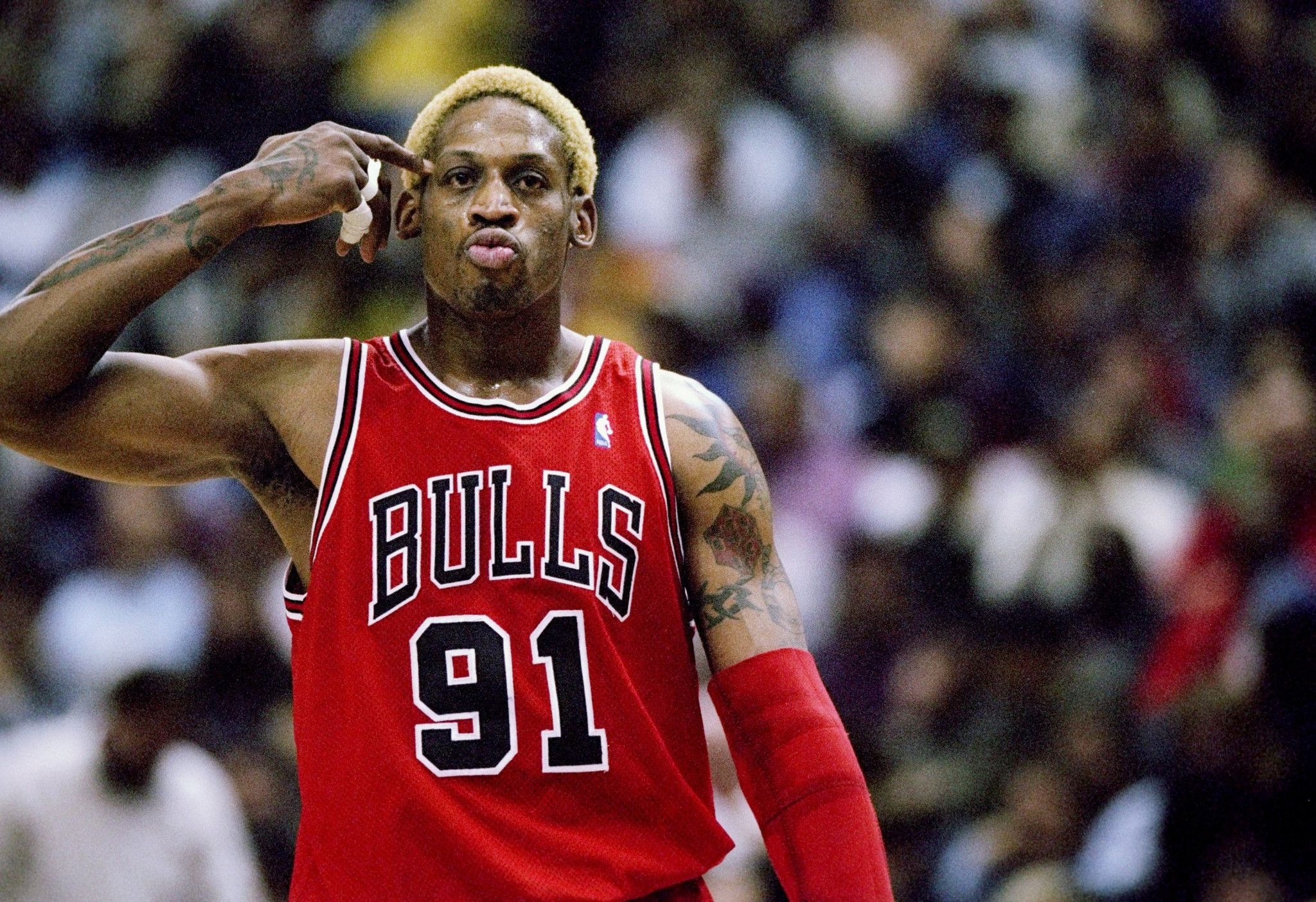 Michael Jordan calls final season with Bulls 'a trying year' - ESPN