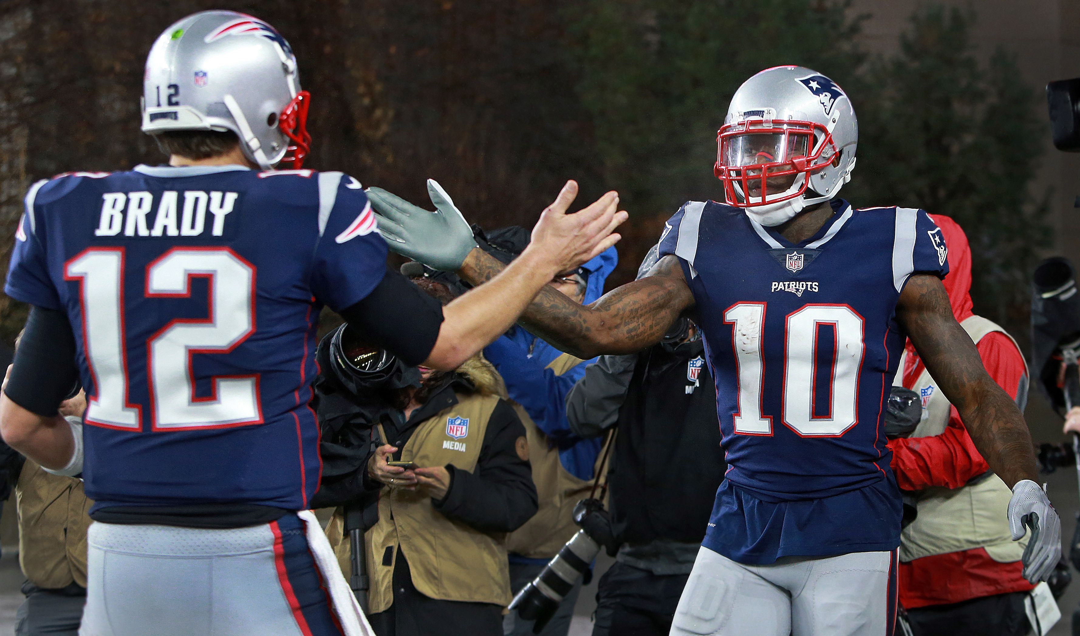 Tom Brady elaborates on frustration with Patriots offense after