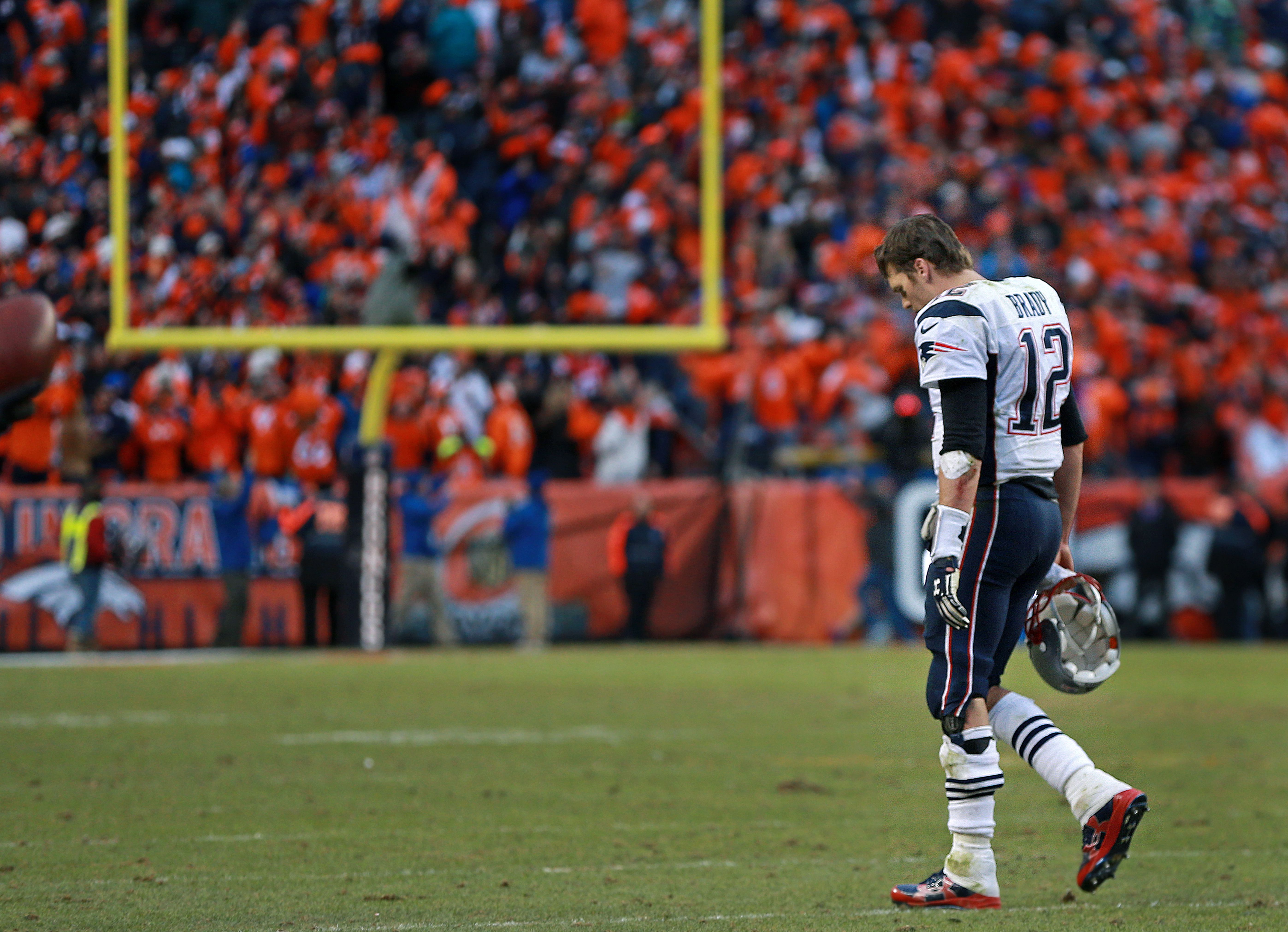 Tom Brady stellar in Patriots victory - The Boston Globe