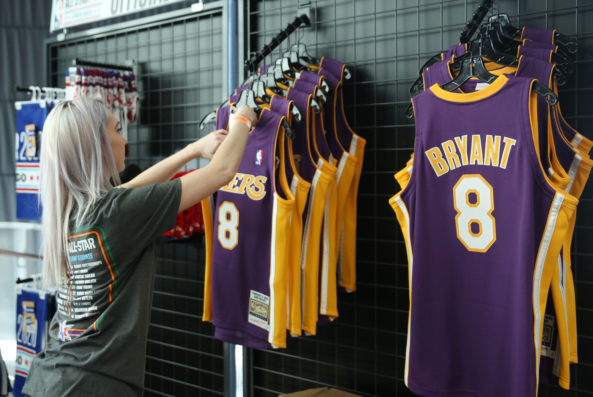 NBA All-Star 2020 Uniform Honors Kobe And Gianna Bryant, References  Chicago's 'L' Train