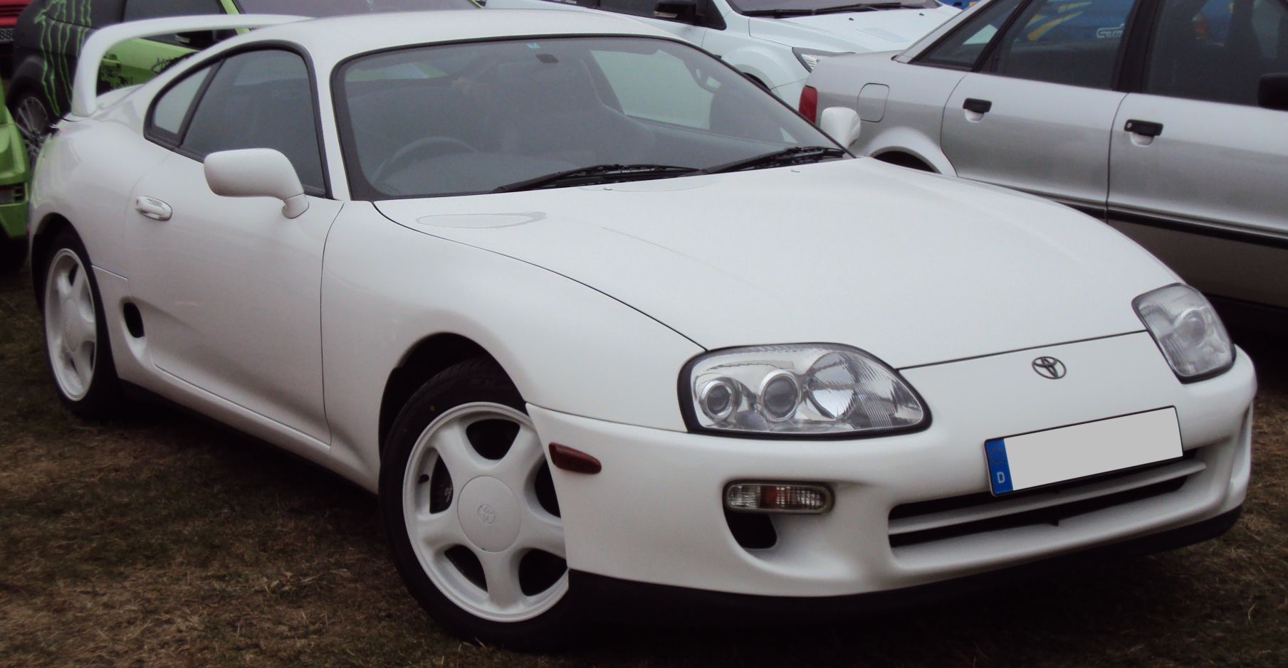 White_Supra.jpeg