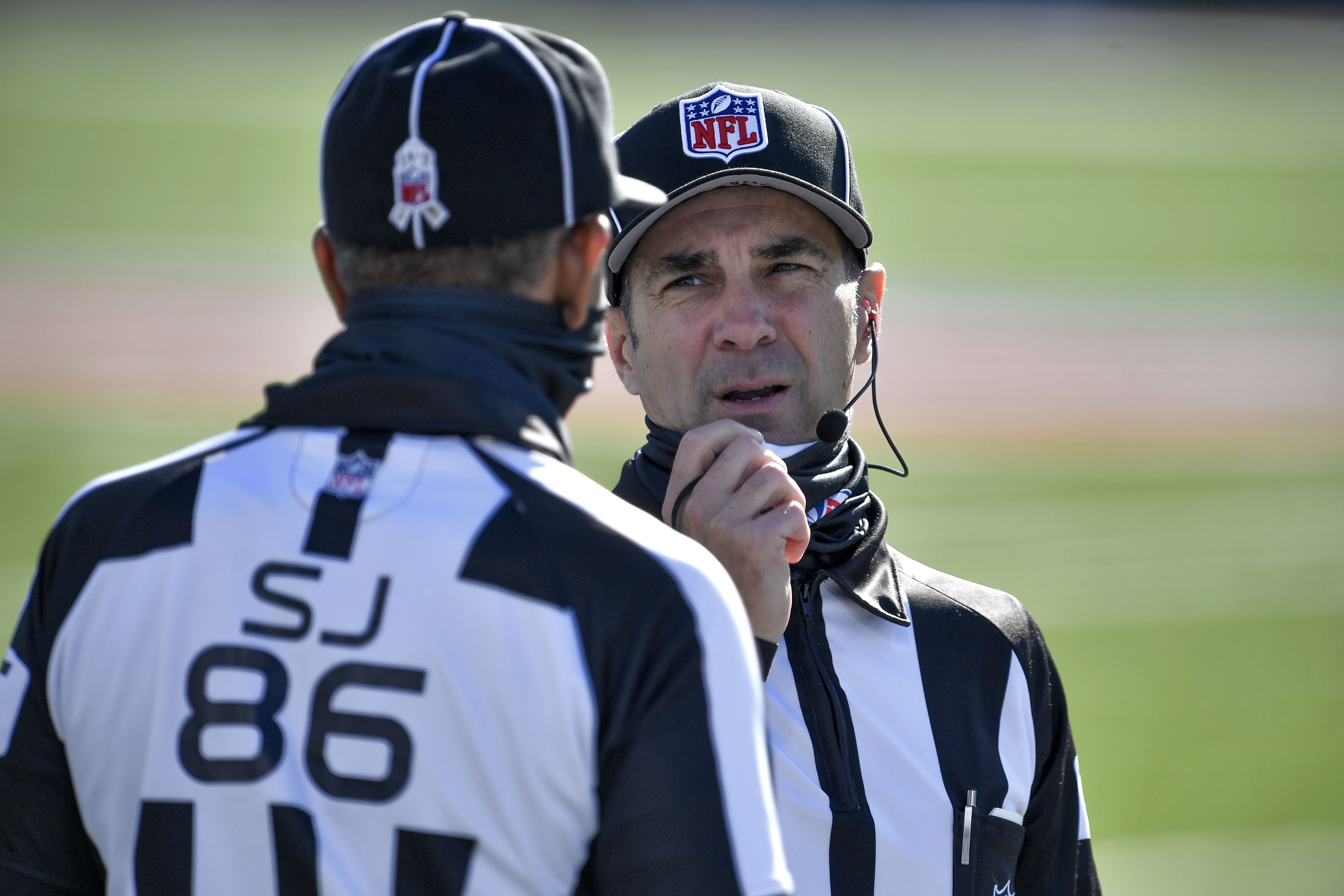 Super Bowl referees 2022: Who are the officials for Super Bowl 56? -  DraftKings Network