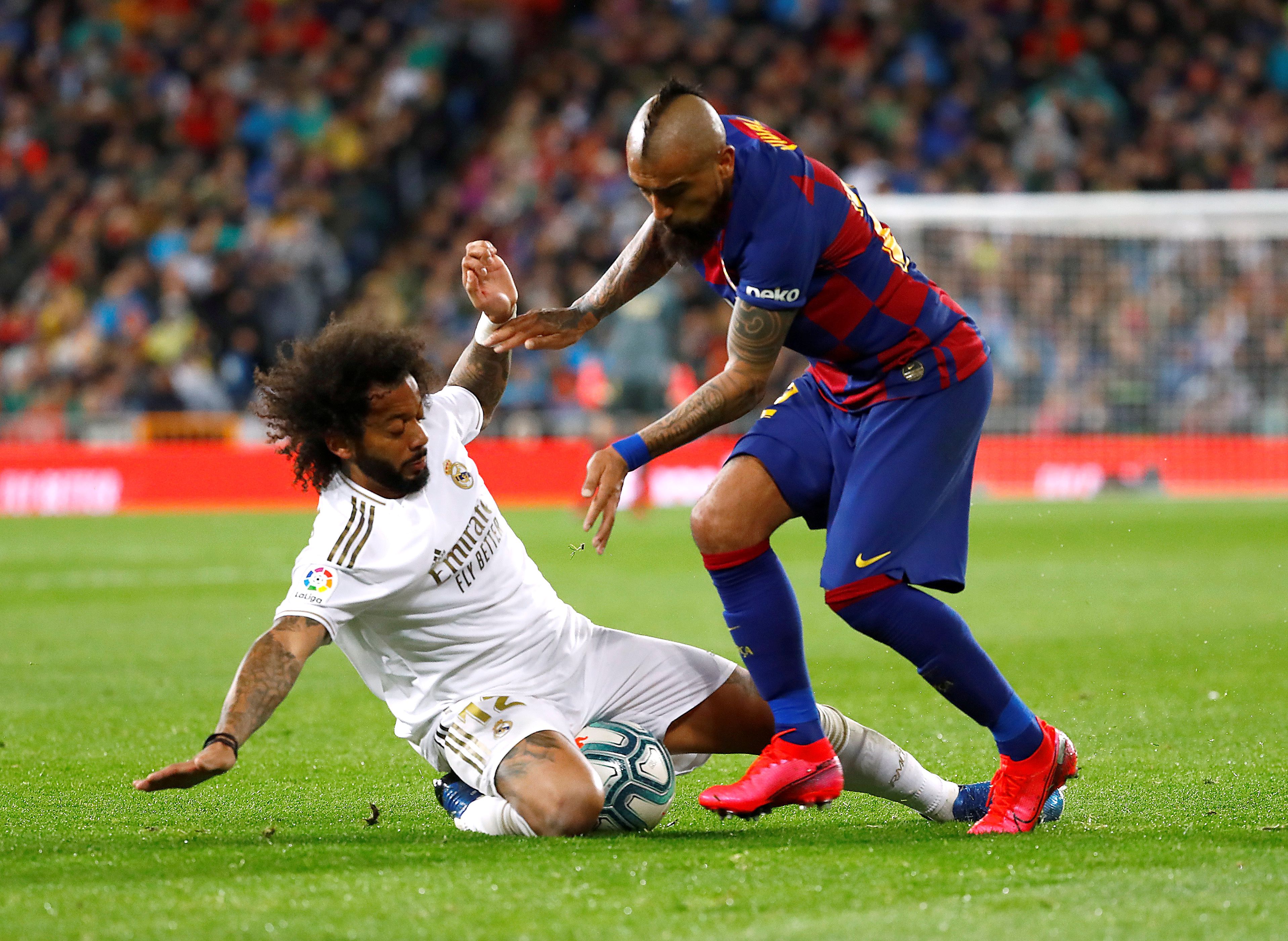 Vidal Real Madrid v Barcelona