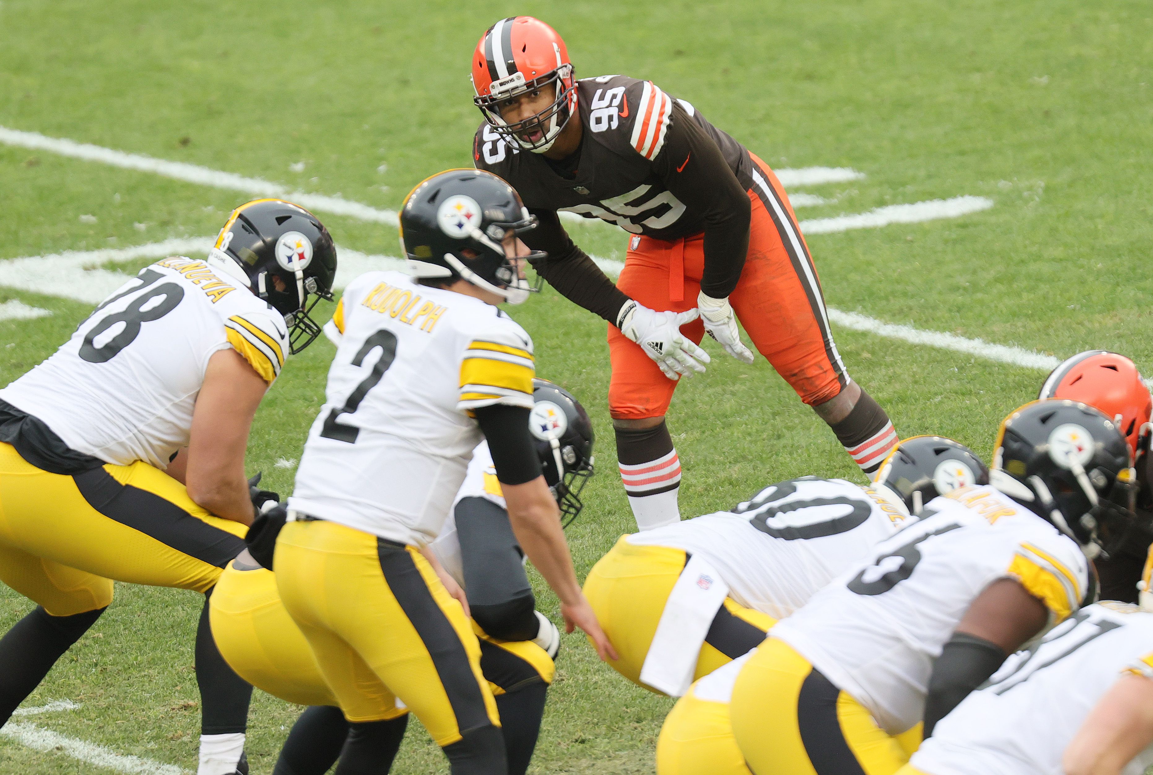 NFL Playoff Preview: Browns vs. Steelers - Stadium