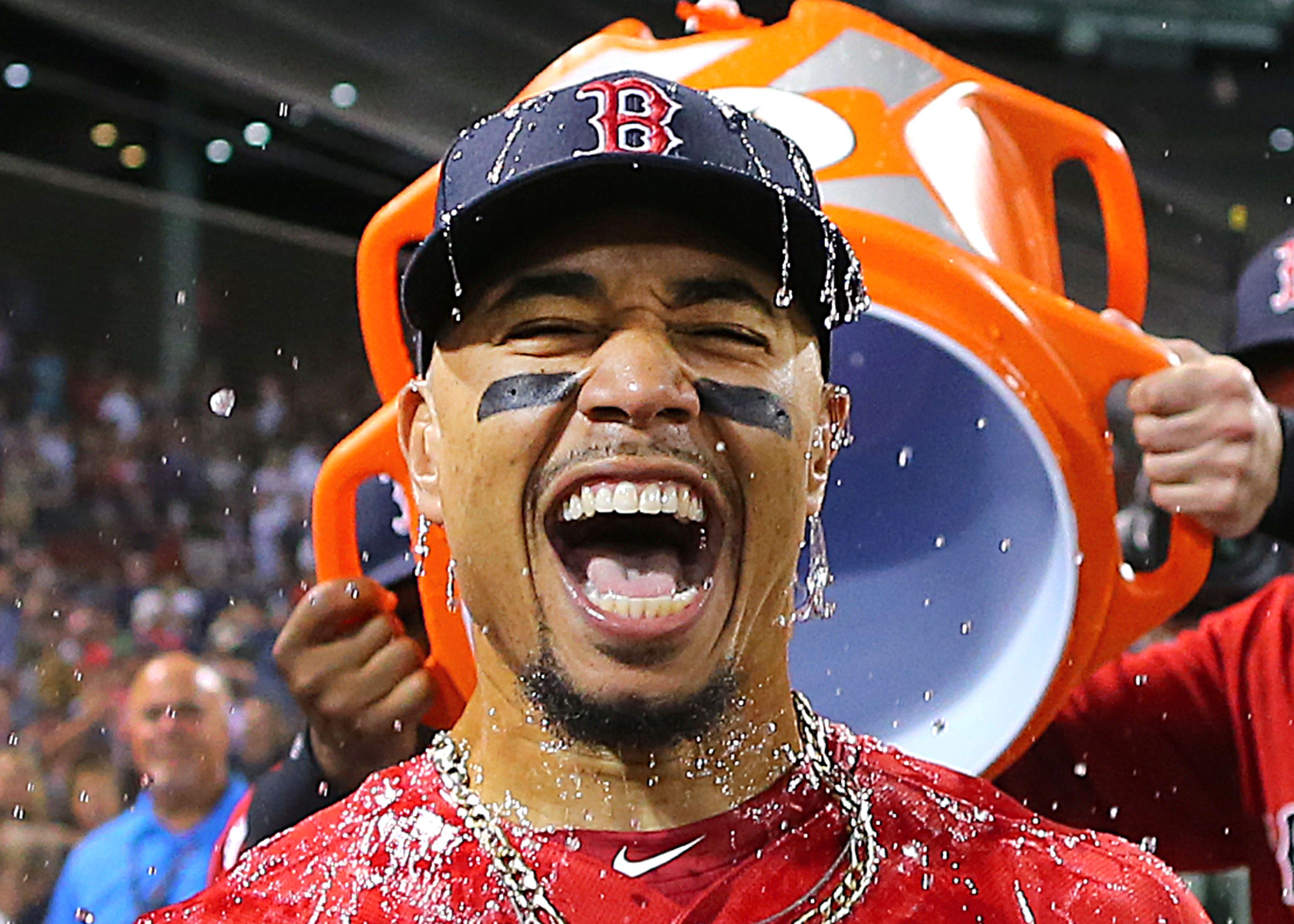 Here's how Mookie Betts's golf cart ended up in a pond - The Boston Globe