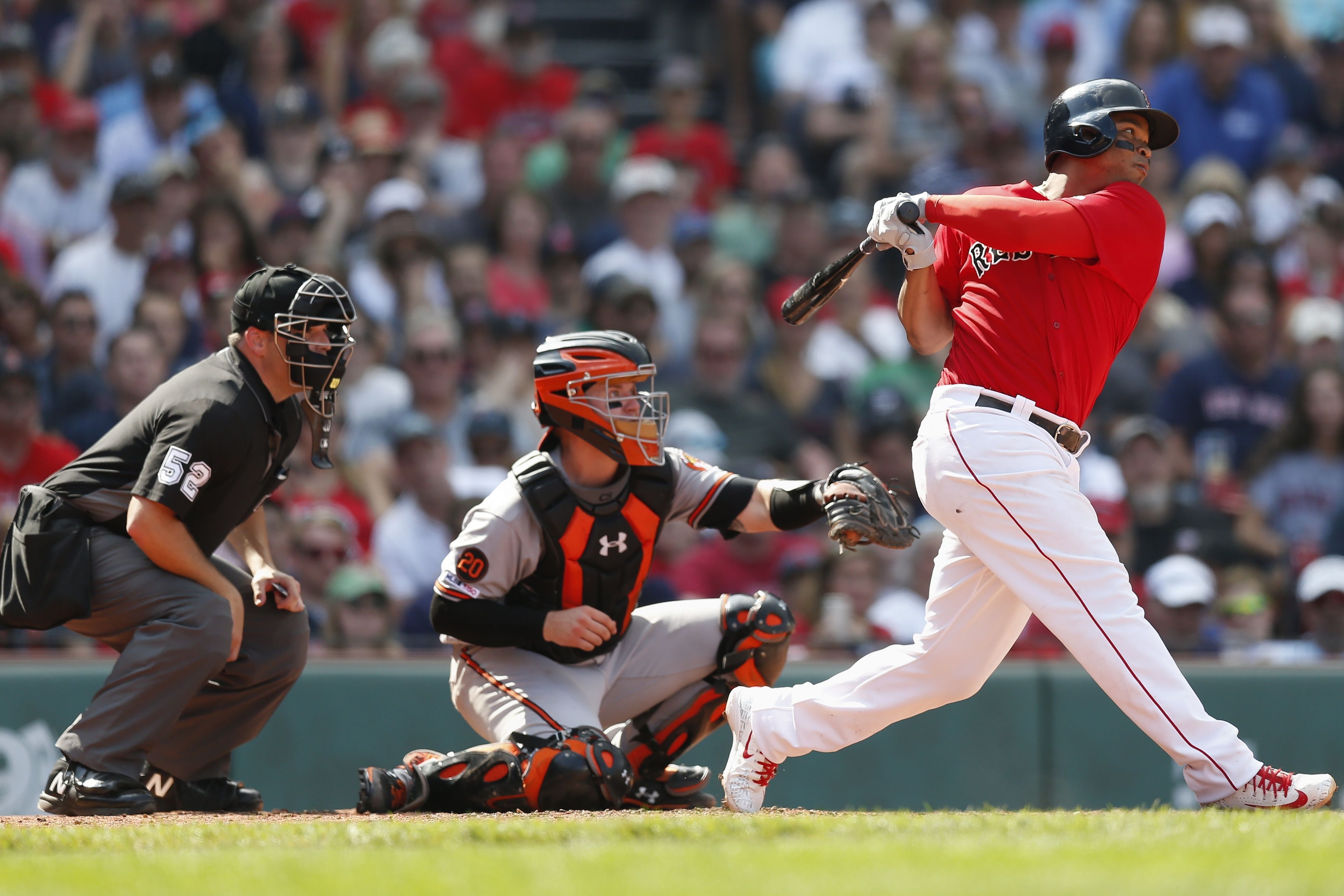 Andrew Benintendi's homer in 12th lifts Red Sox over Orioles