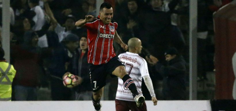 Colo Colo, Esteban Paredes