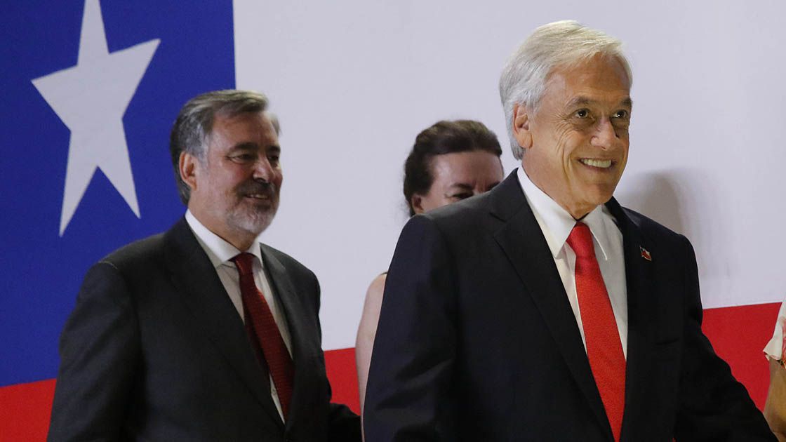 Alejandro Guillier felicitó a Sebastián Piñera