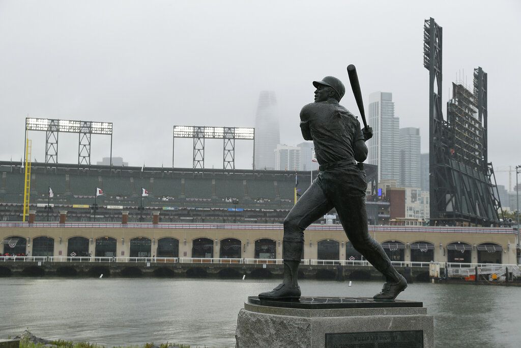 Cepeda honored with his own statue at the ballpark