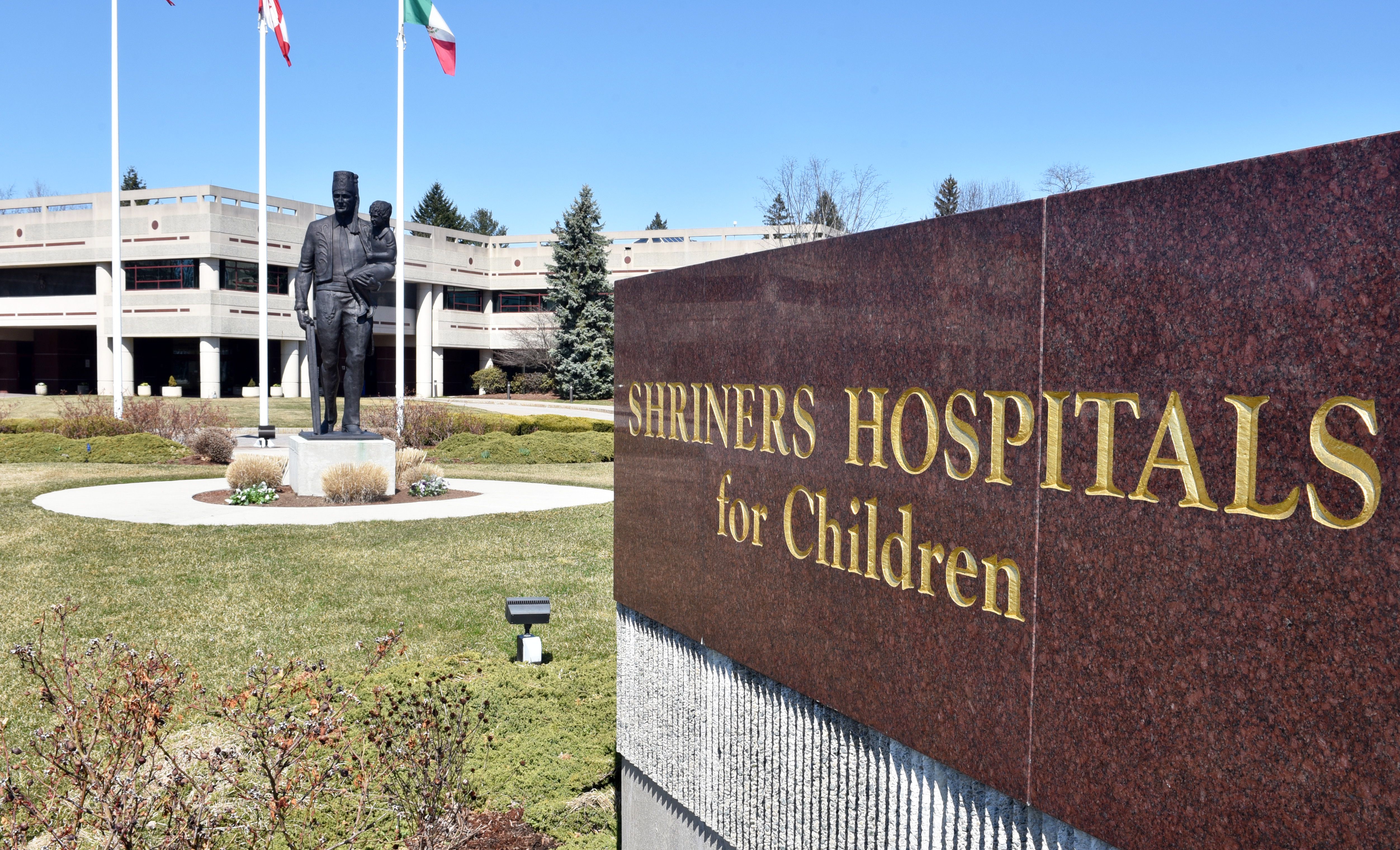 Rob Gronkowski Surprises Patients at Shriners Children's New England