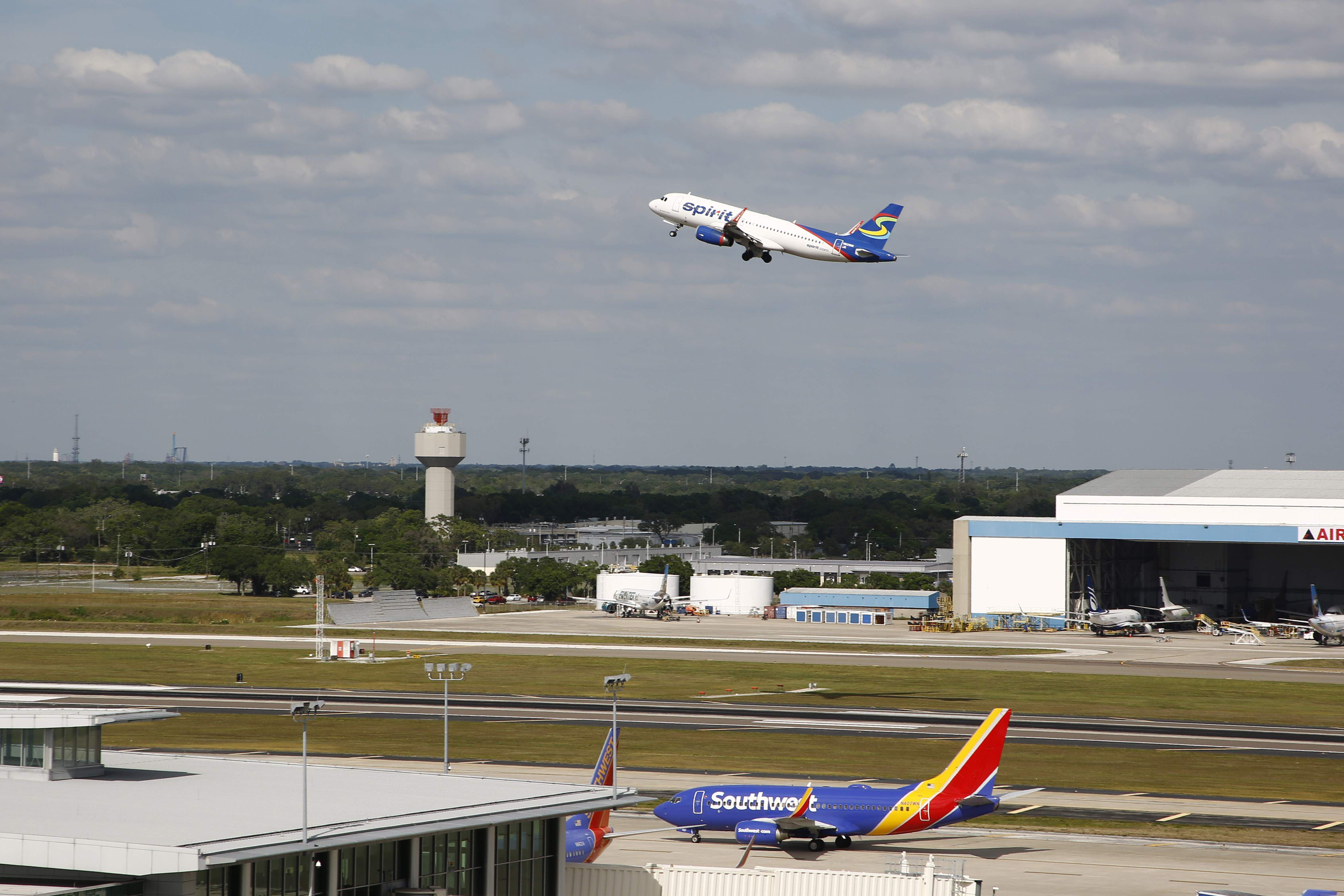 Federal Aviation Agency Studying Tampa Bay Area Air Routes